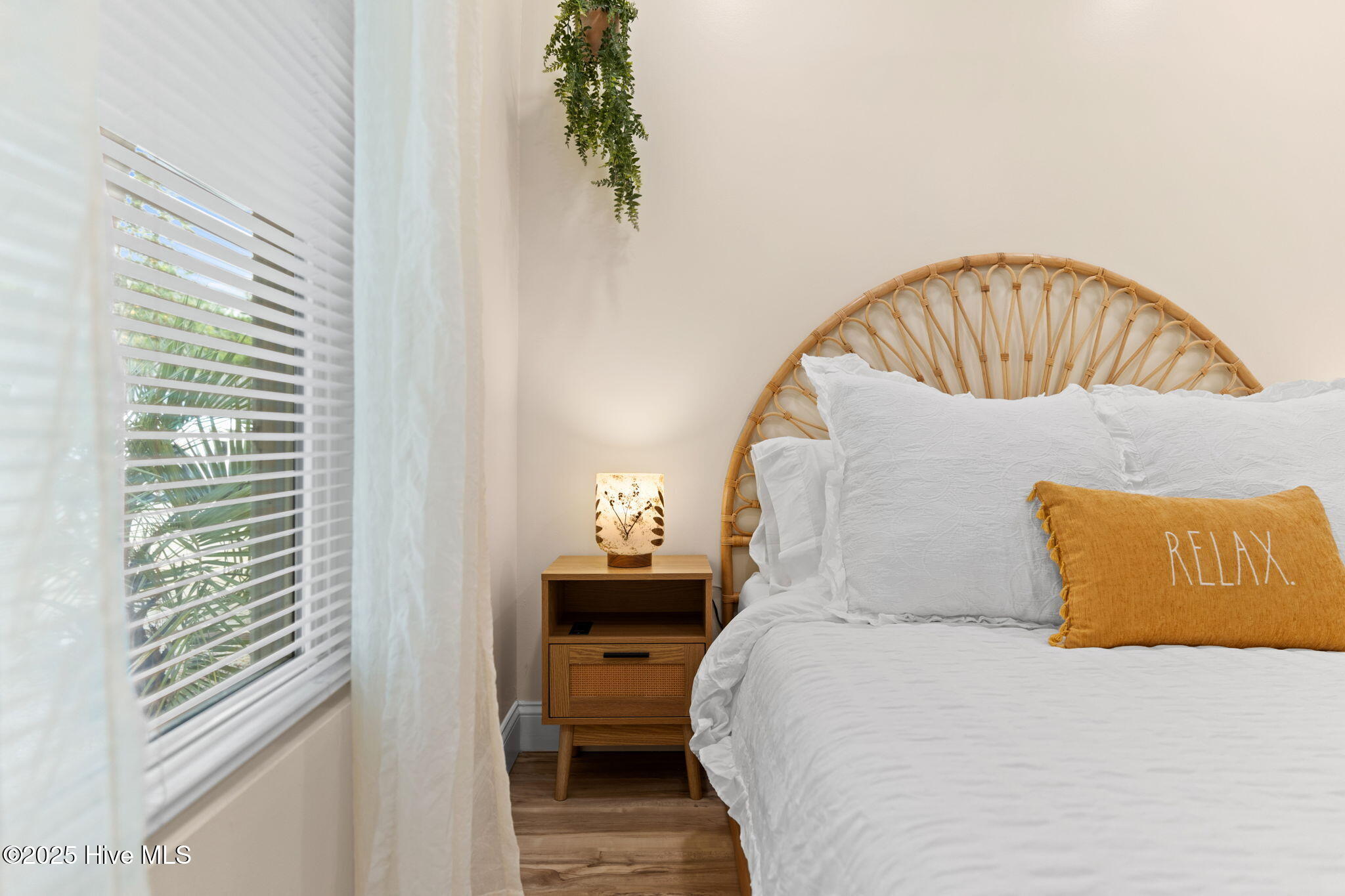 100537290 | Photo 19