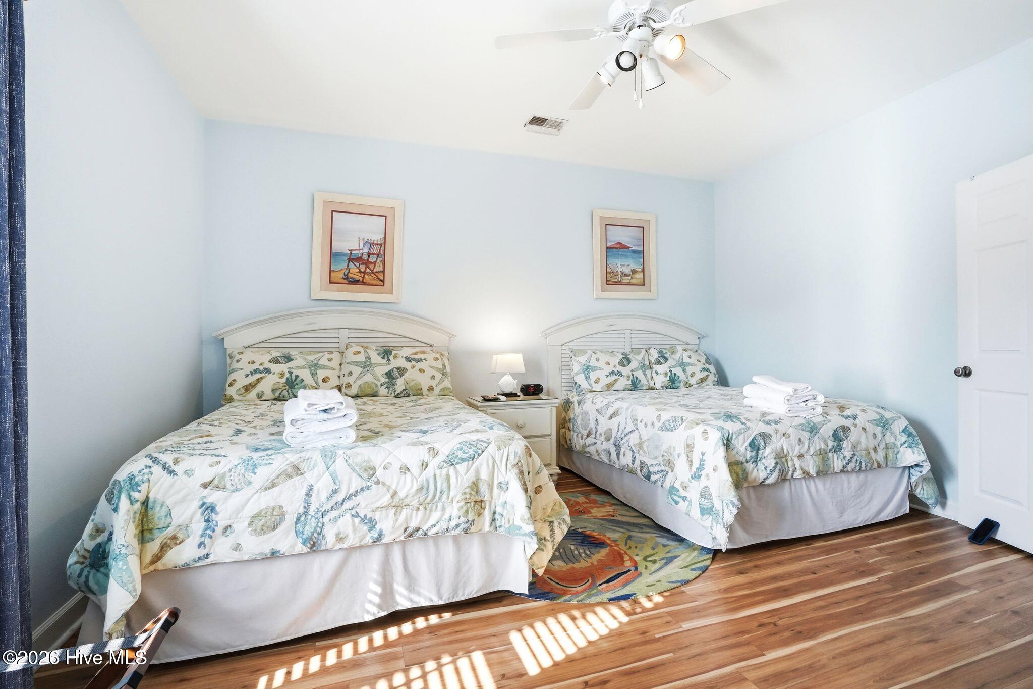 100565288 | Photo 29