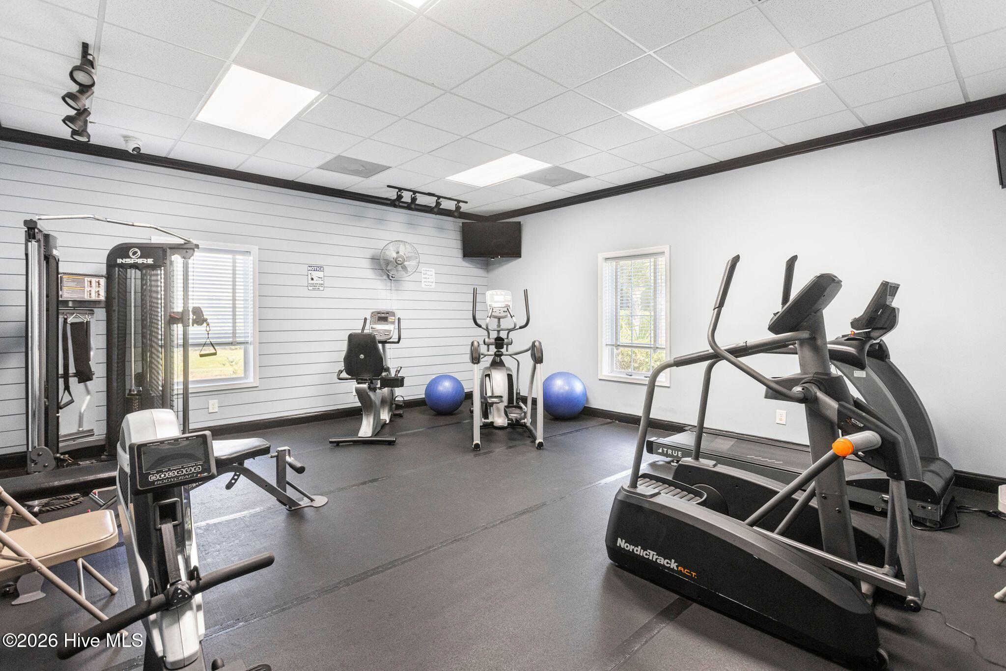 100560462 | Photo 72