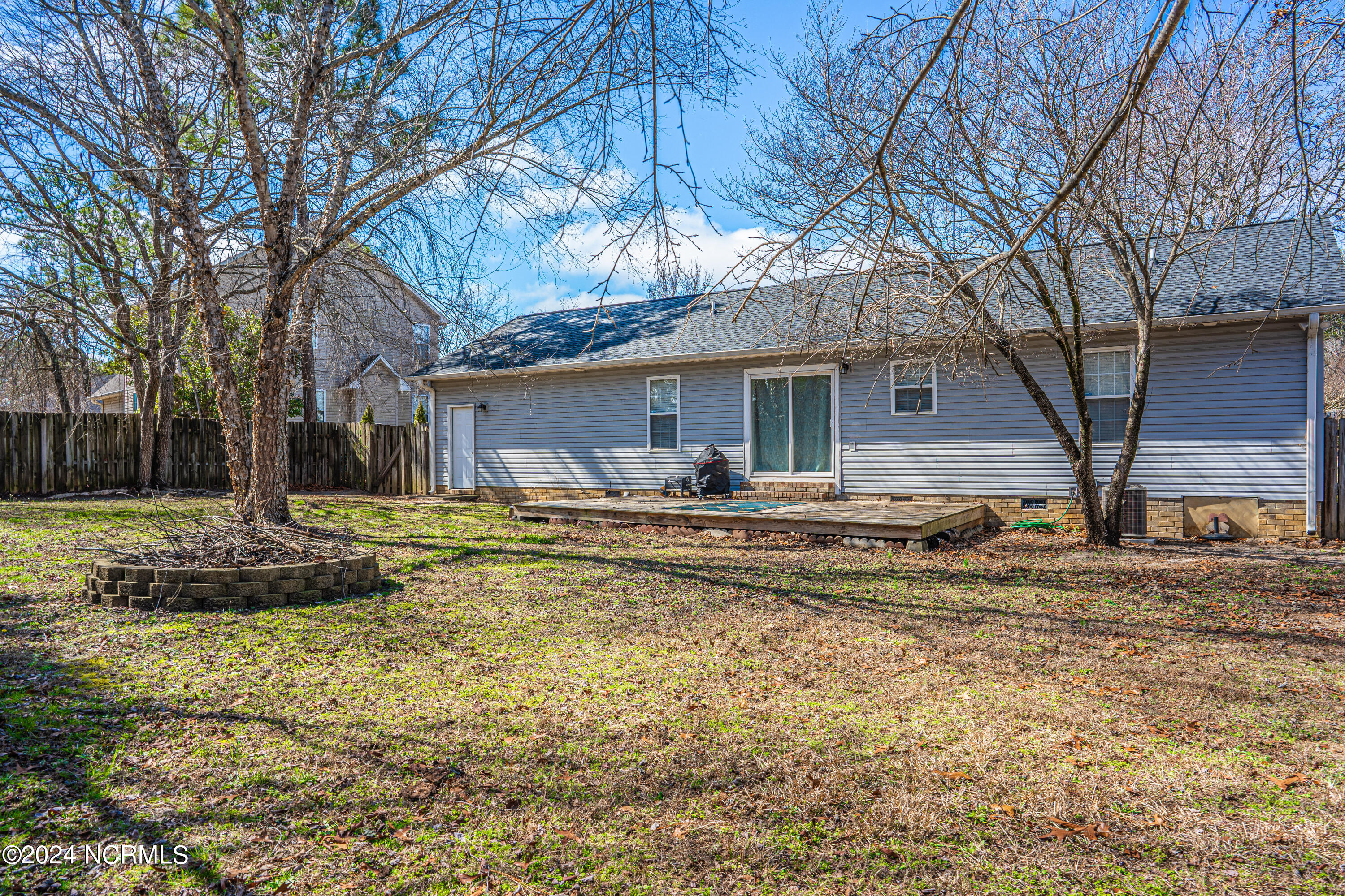 Exterior photo of 475 Northview Drive, Sanford, NC 27332. MLS: 100579926