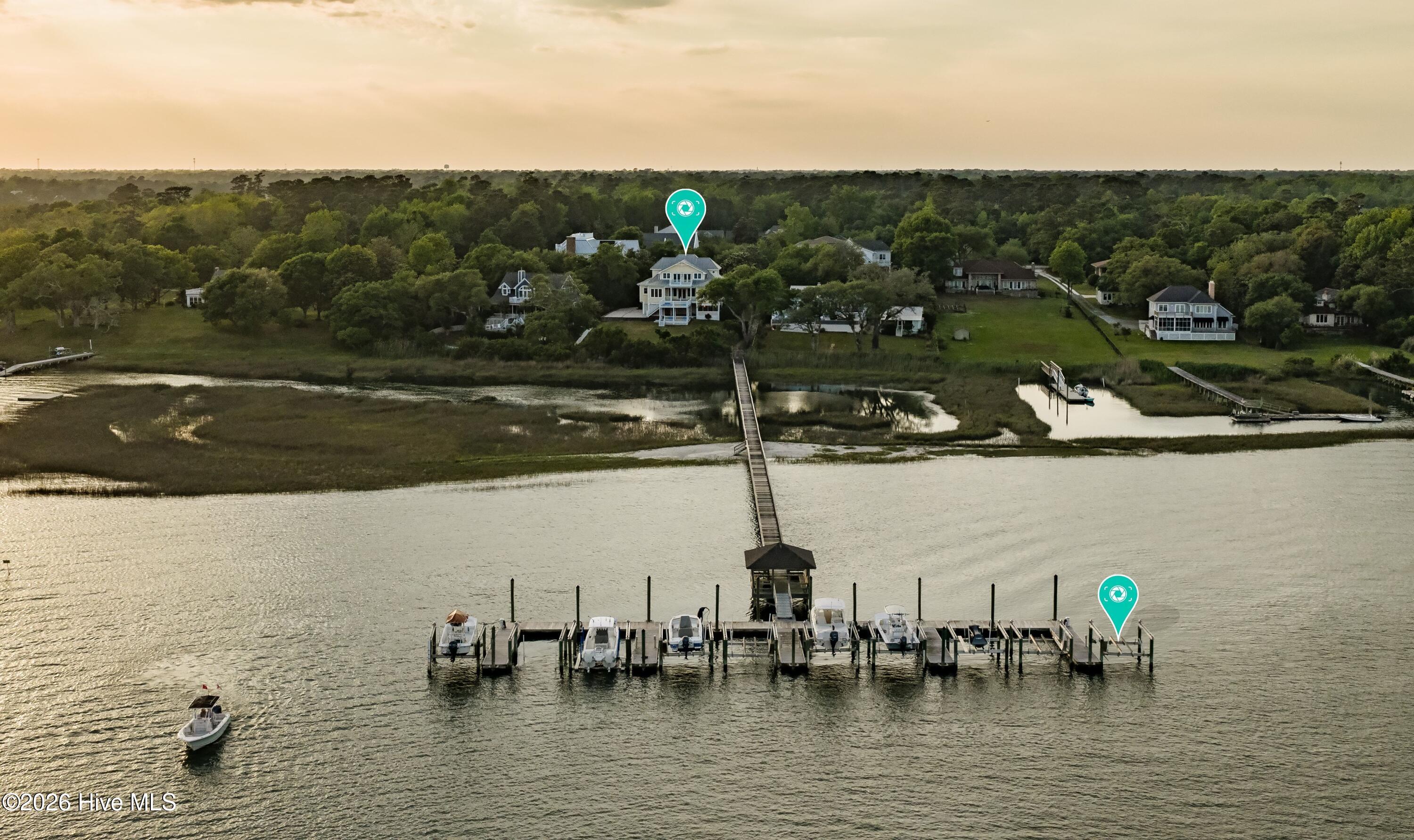 100569484 | Photo 13