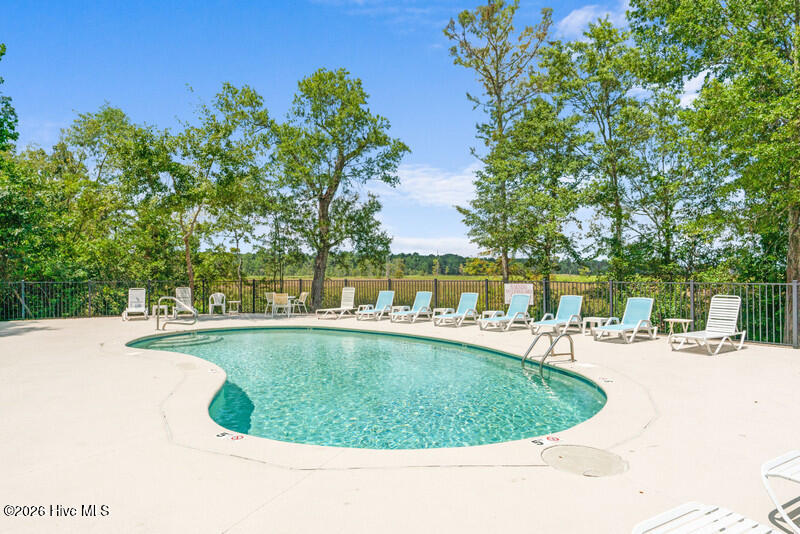 100552063 | Photo 49