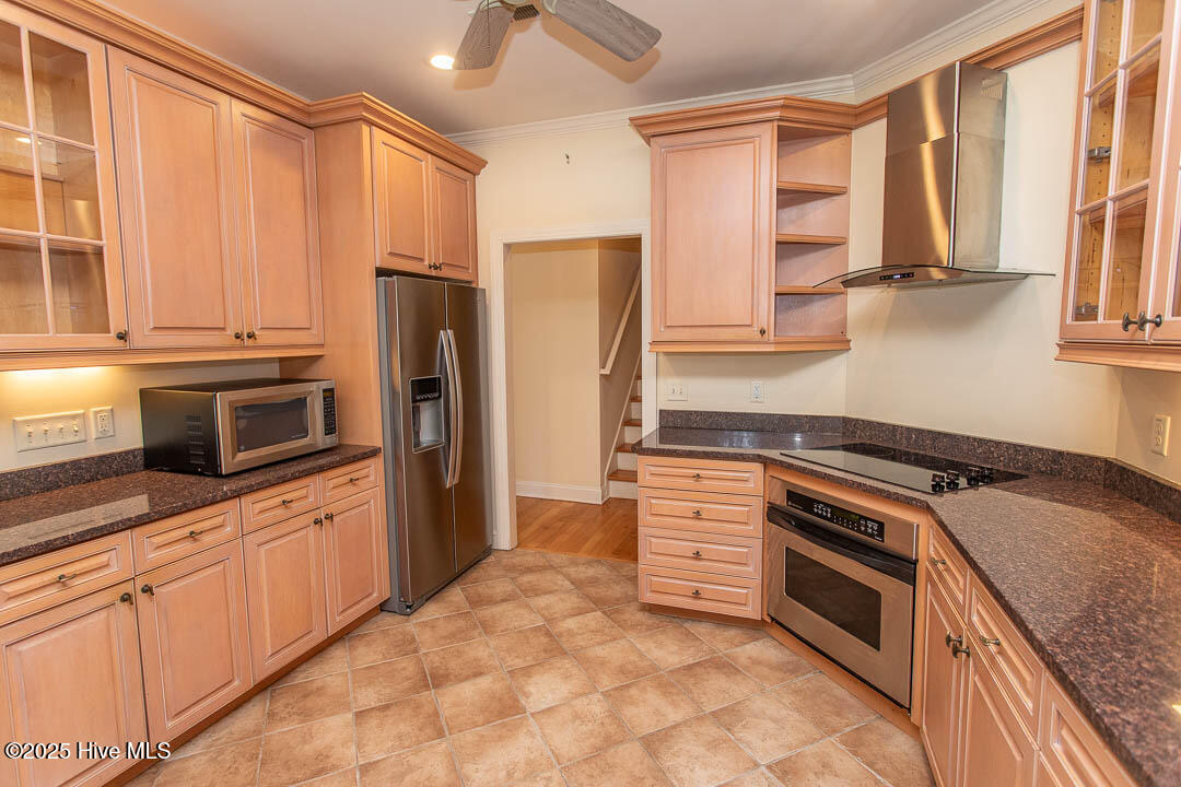 100526043 | Photo 14