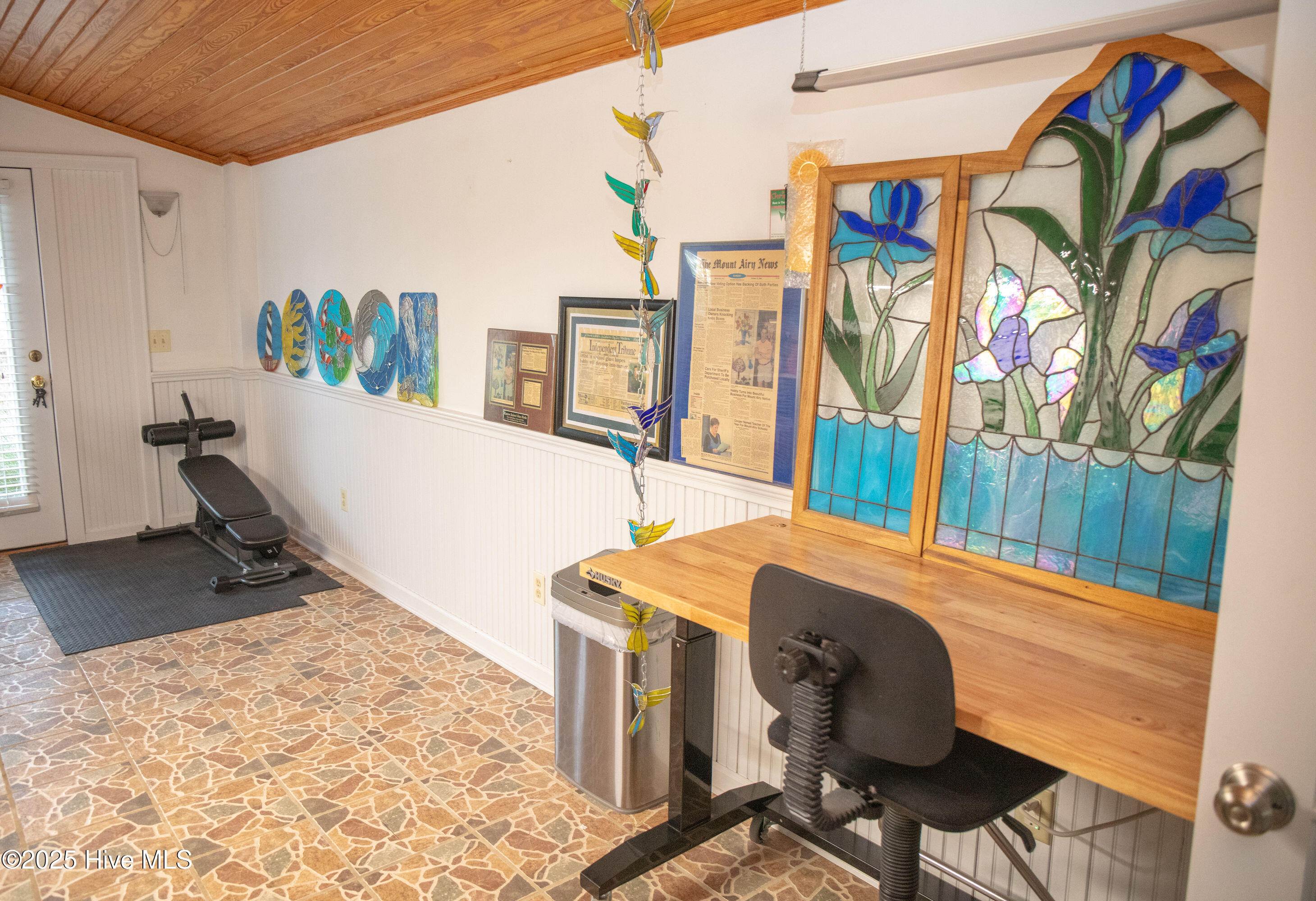 100541025 | Photo 54