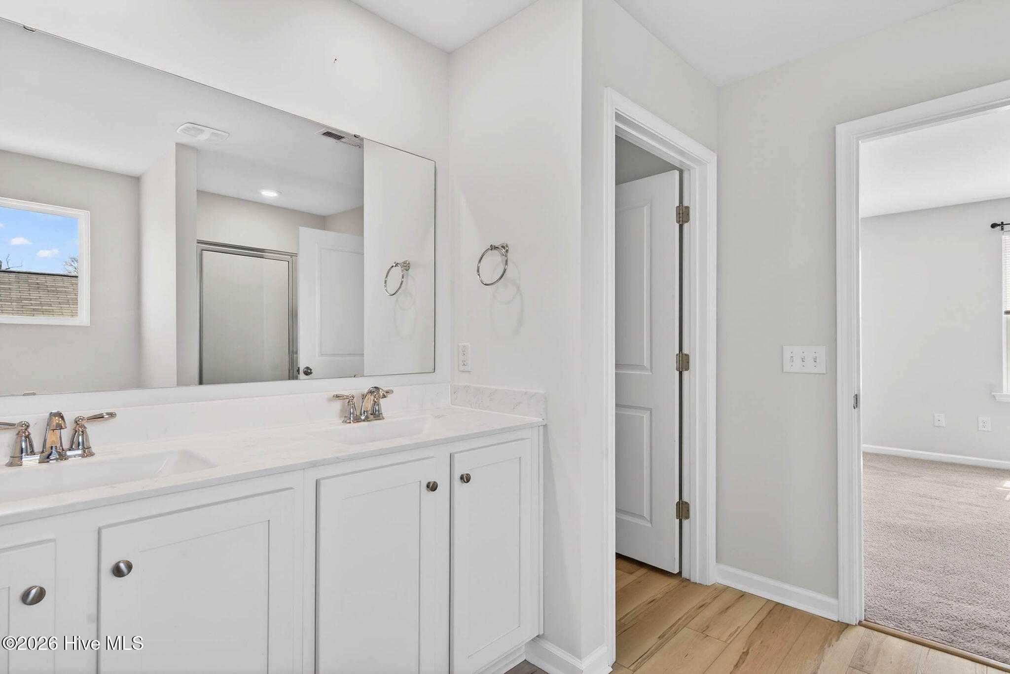 100564193 | Photo 30