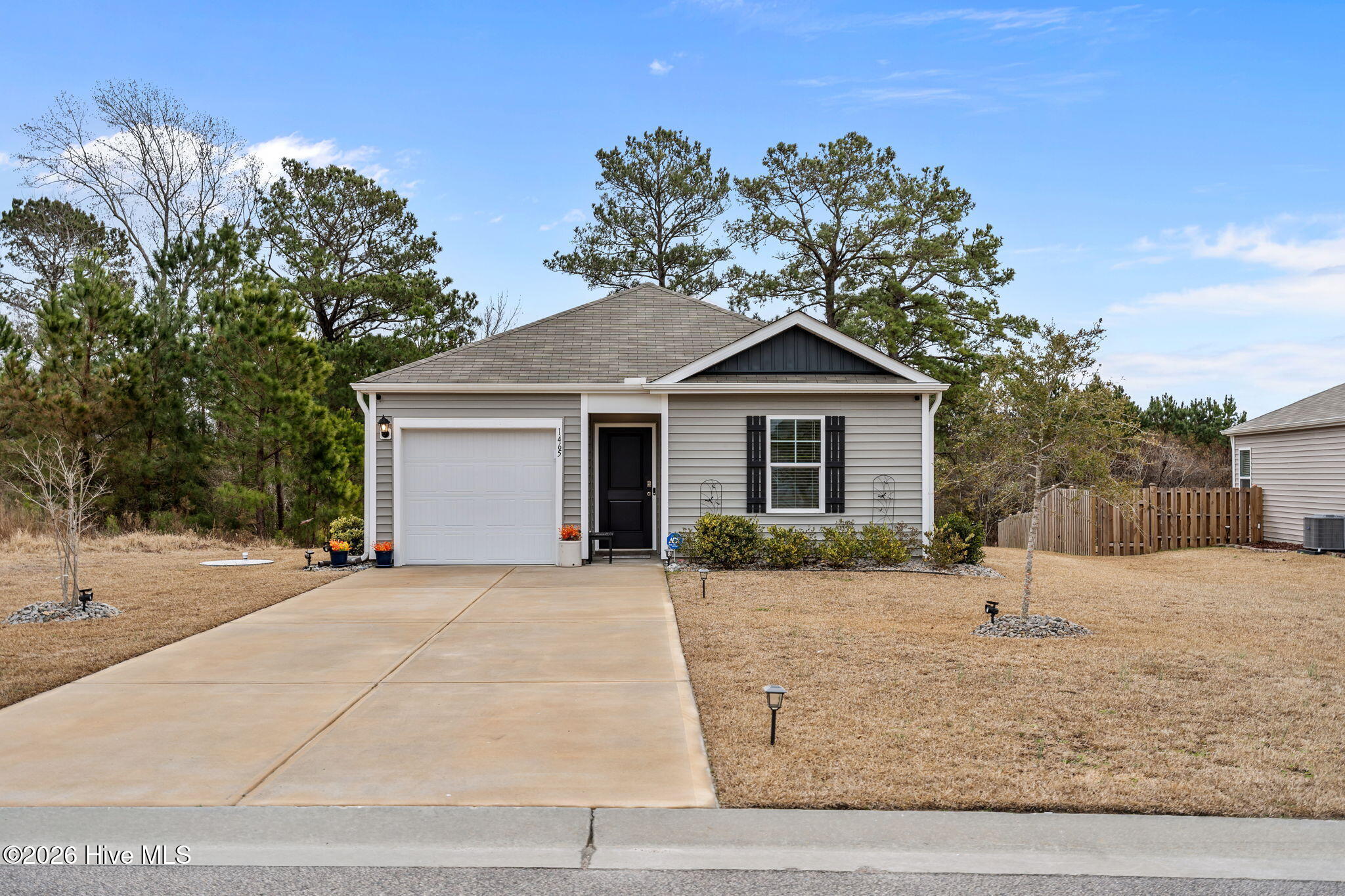 100555354 | Photo 57