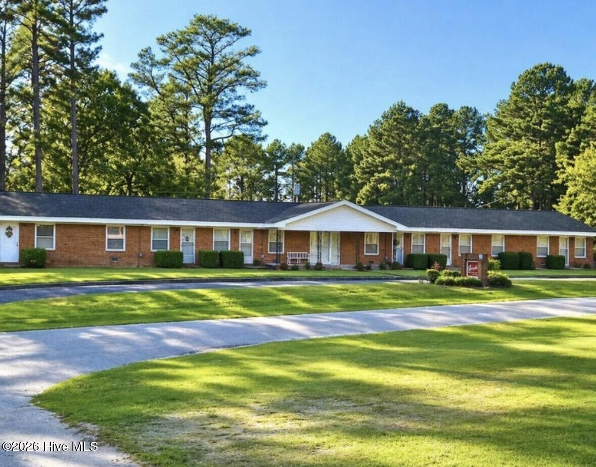 Exterior photo of 4358 Eastern Pines Road 22, Greenville, NC 27858. MLS: 100602526