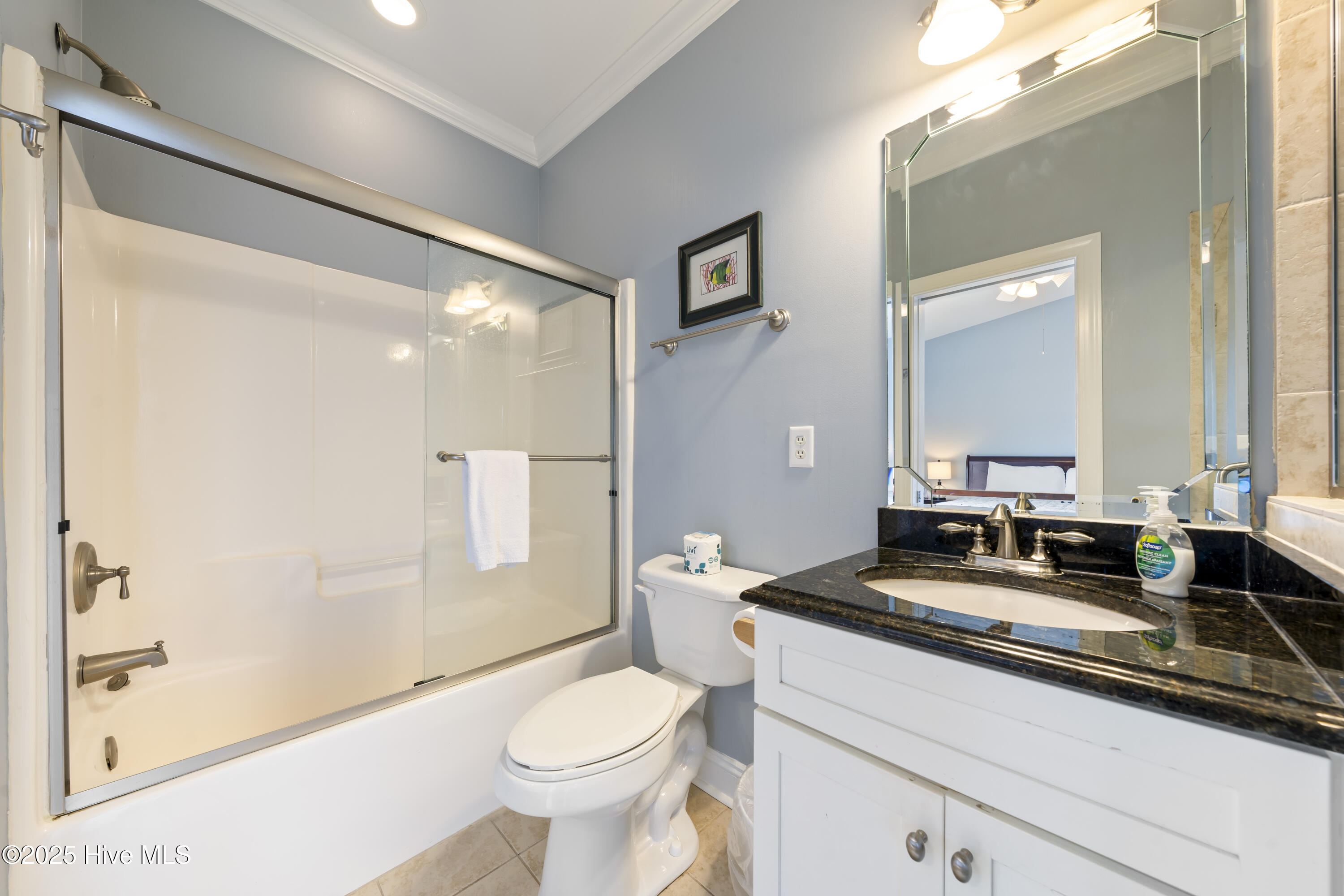 100530858 | Photo 24