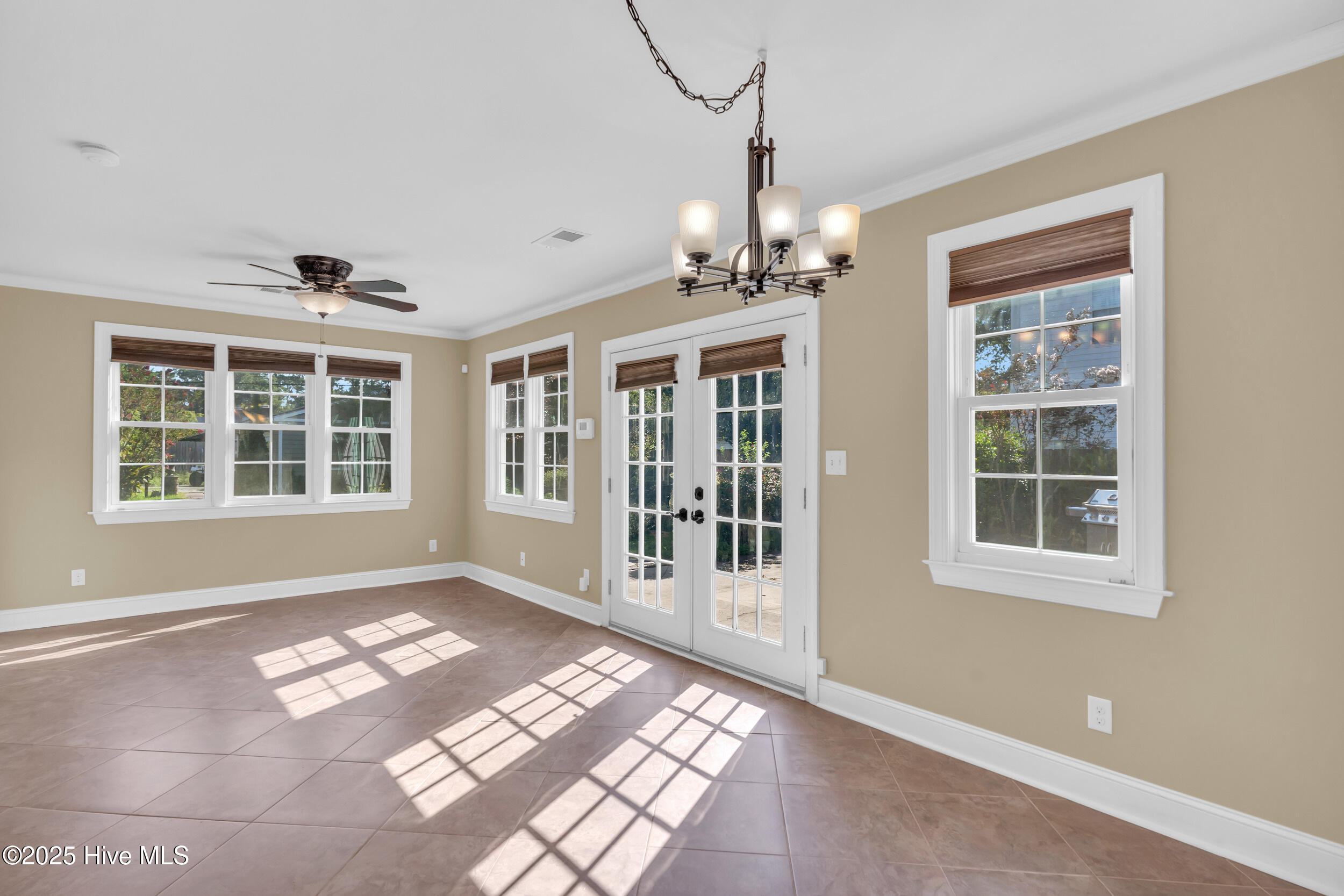 2821 Park Avenue, Wilmington, NC 28403 – photo 11: Dining