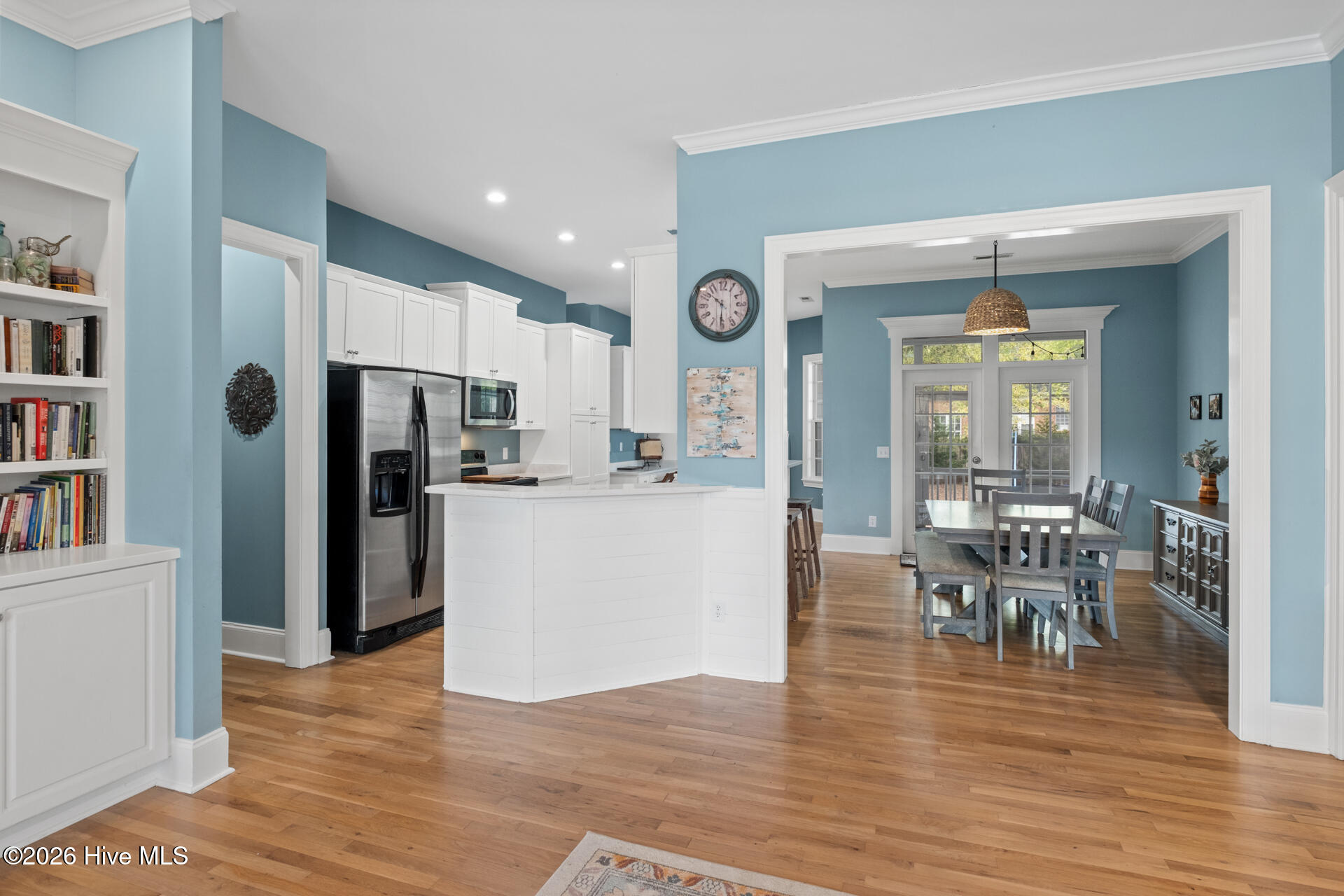 100564524 | Photo 12