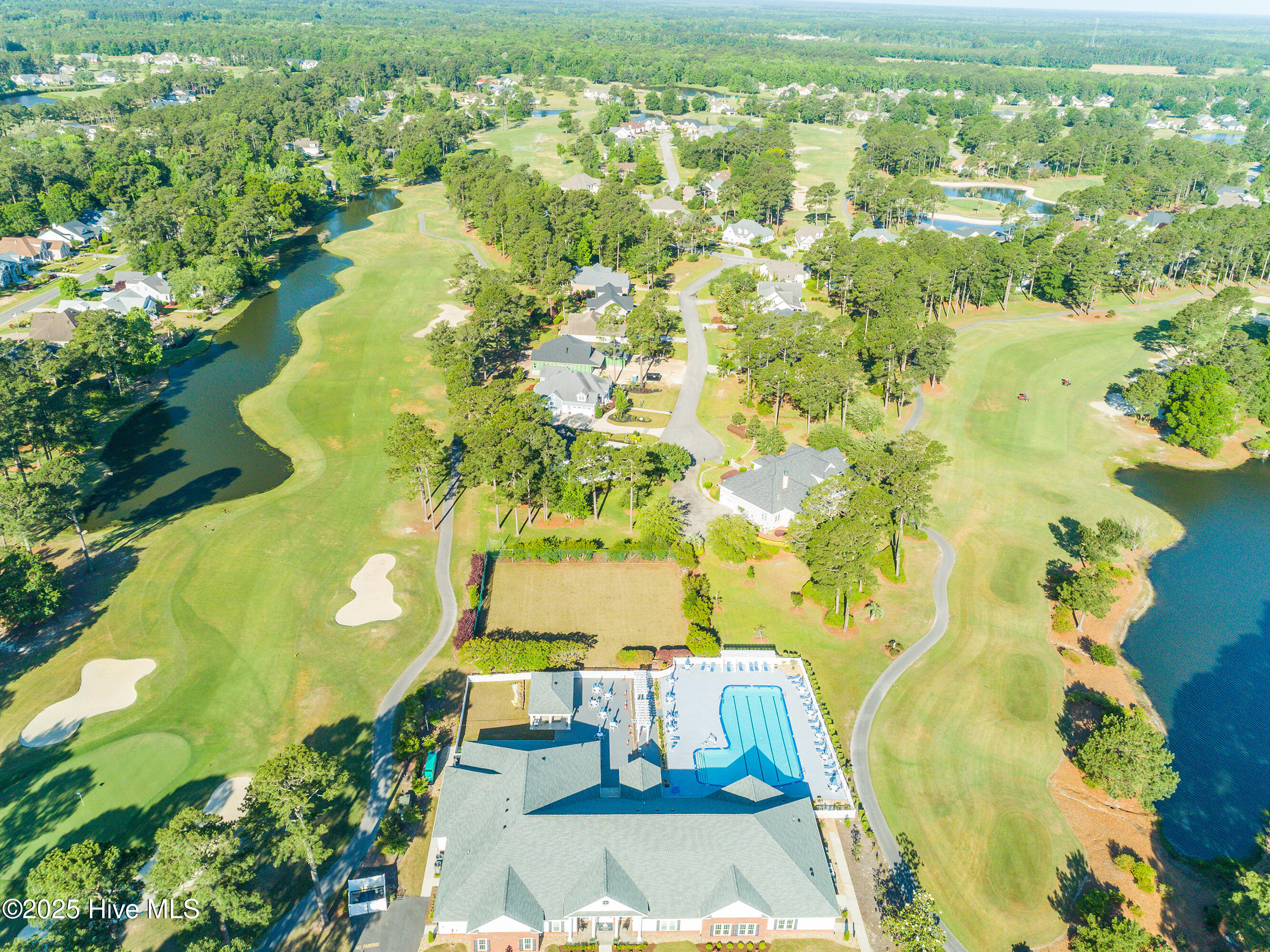 100538754 | Photo 38