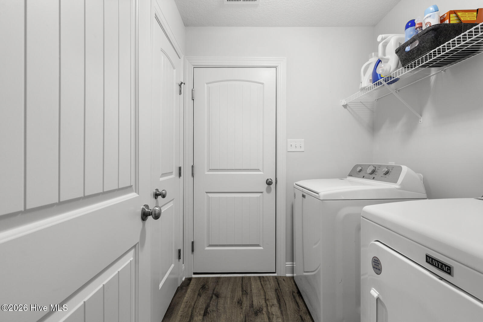 100563799 | Photo 21