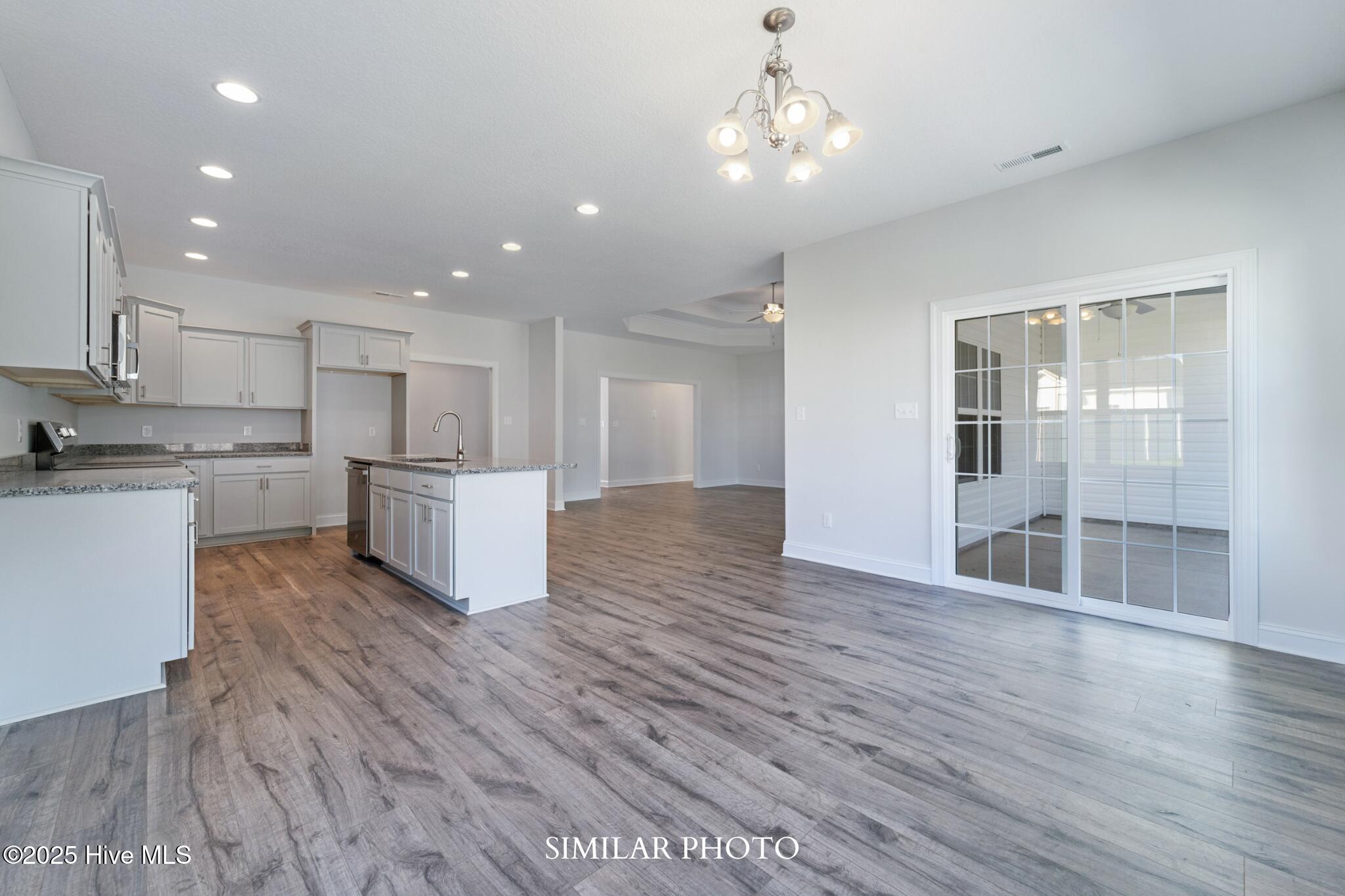 911 Miranda Court, Jacksonville, NC 28546 – photo 23: SIMILAR PHOTO SUTTON-22