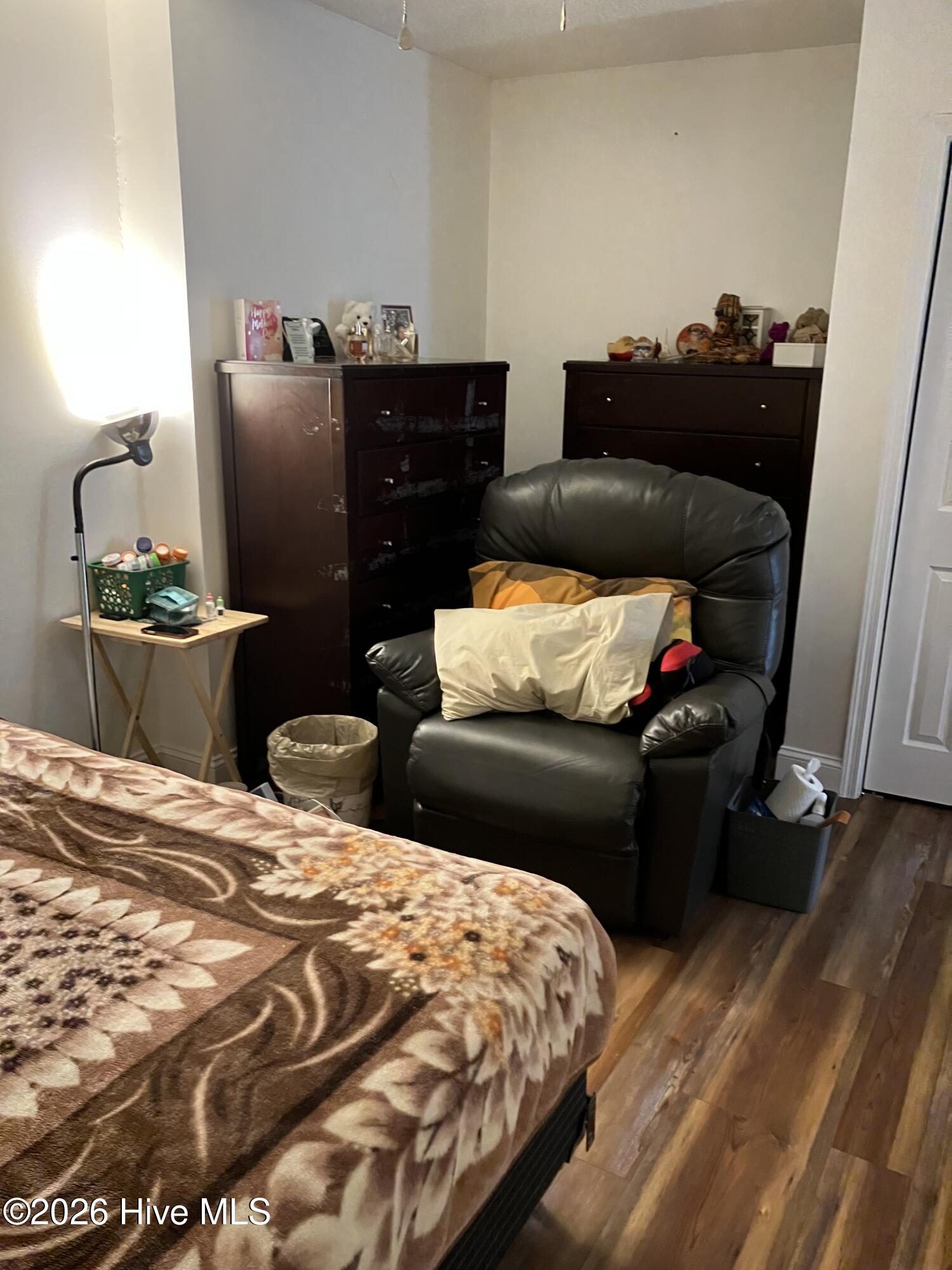 Bedroom 1a