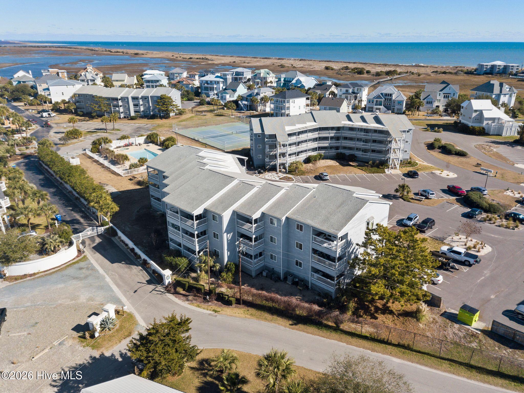 100554597 | Photo 39