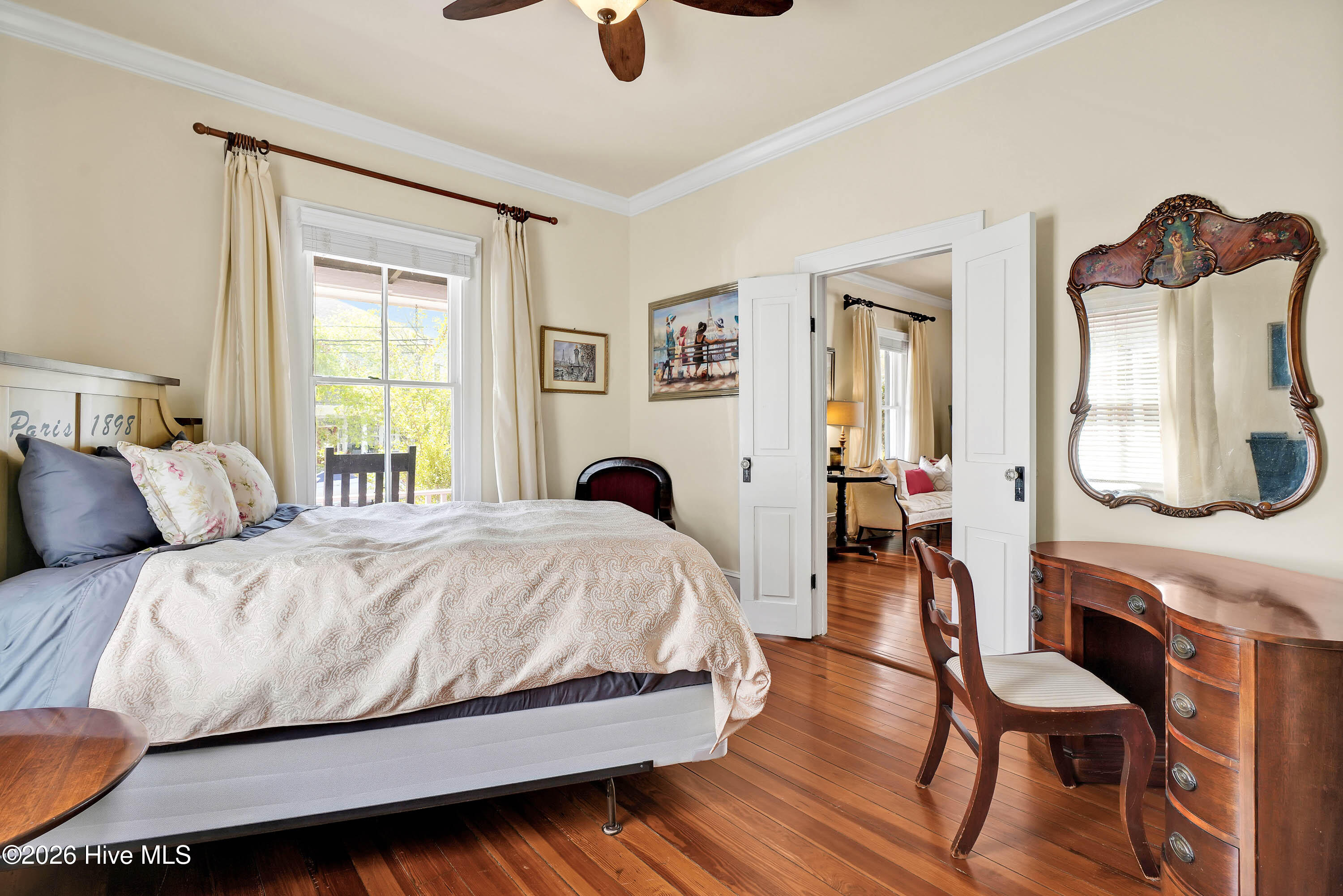 100552799 | Photo 16