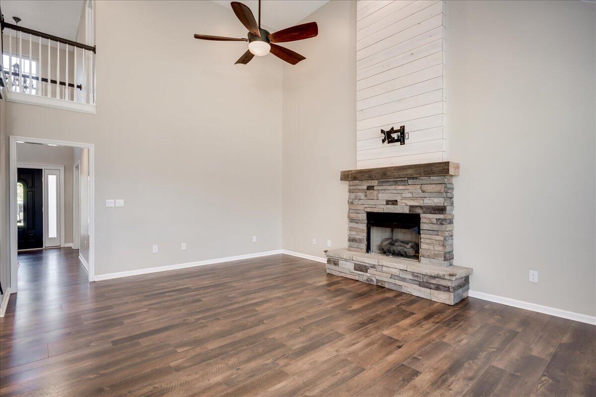 4885 Rolling Hill Road