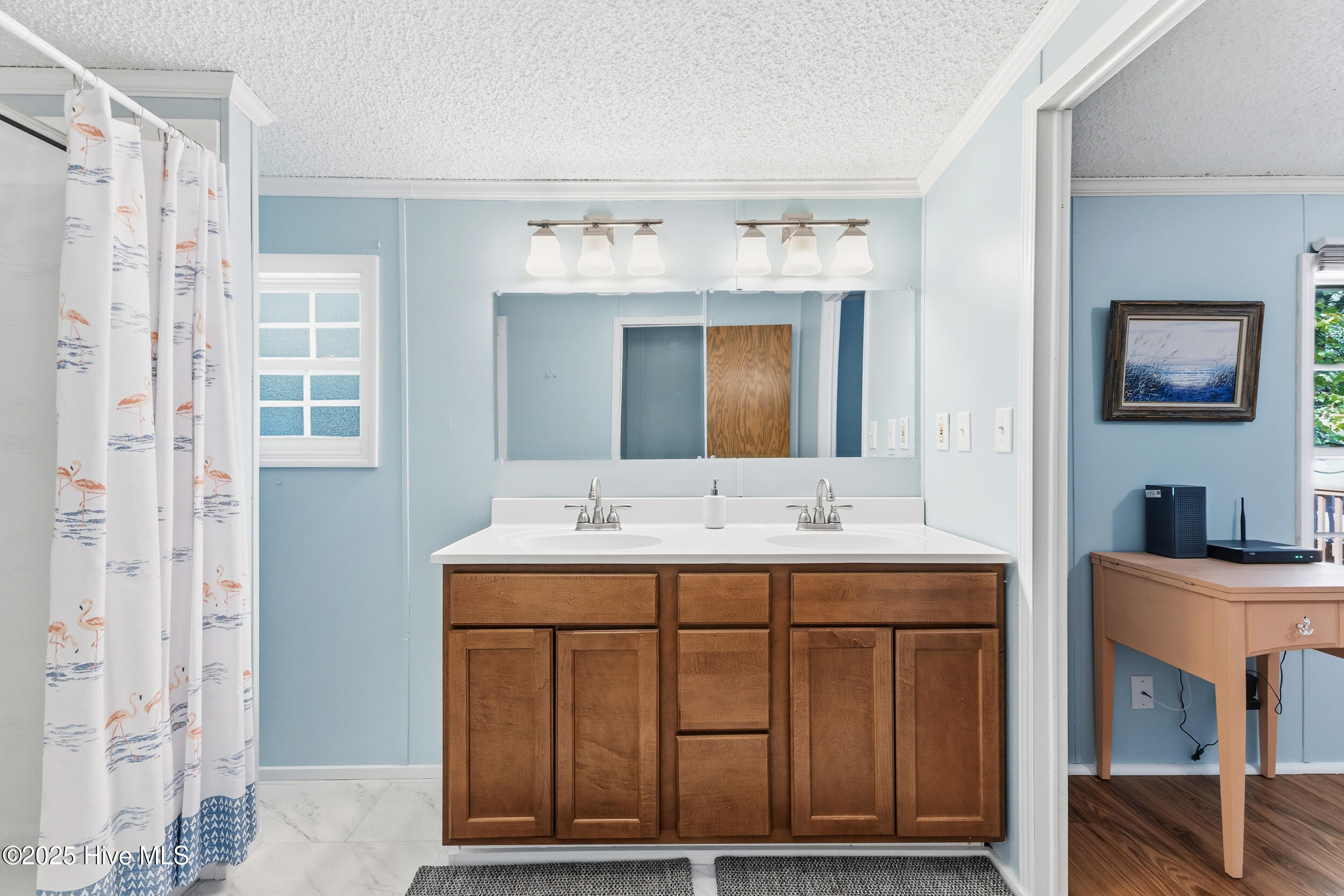 100536494 | Photo 20