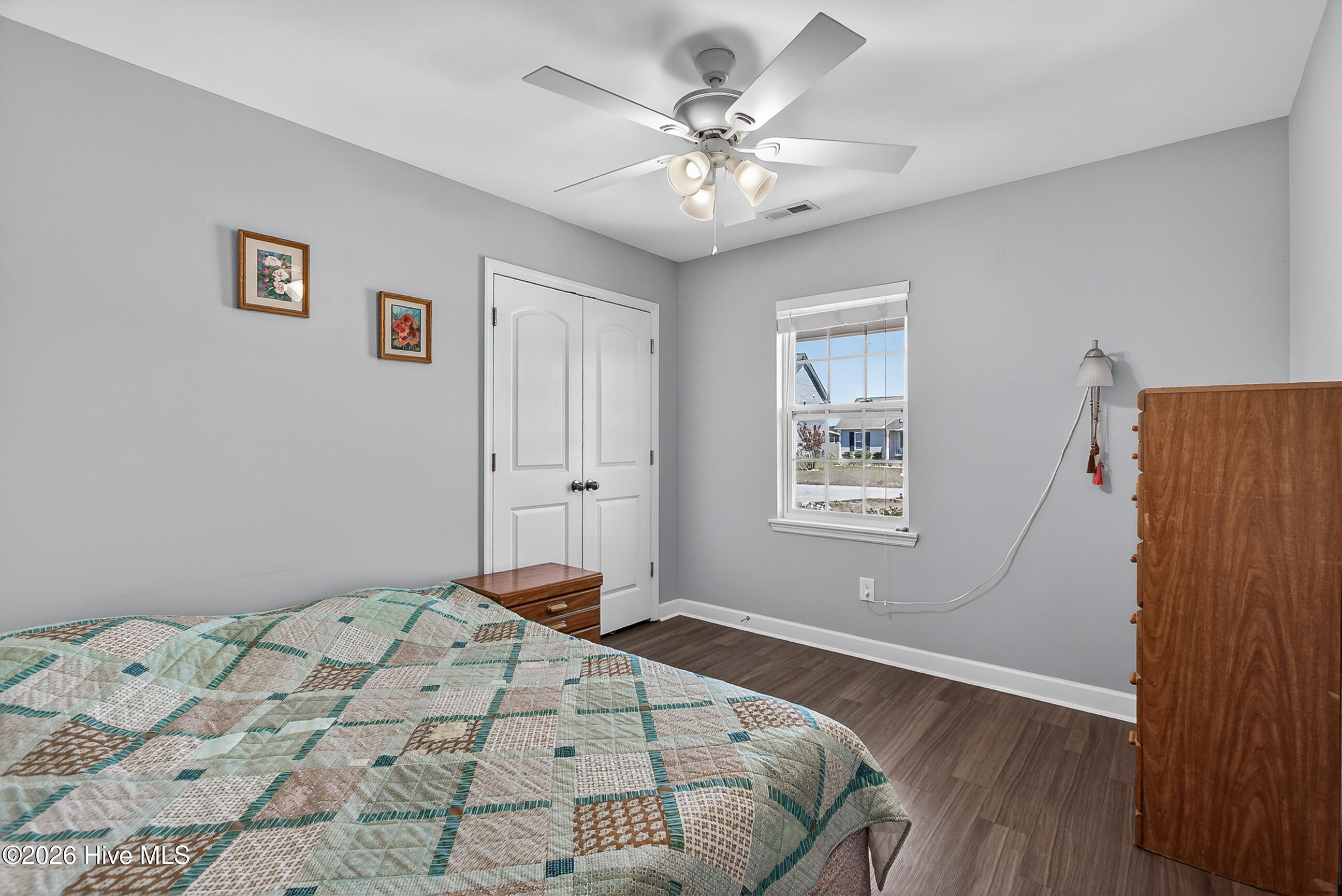 100569204 | Photo 20