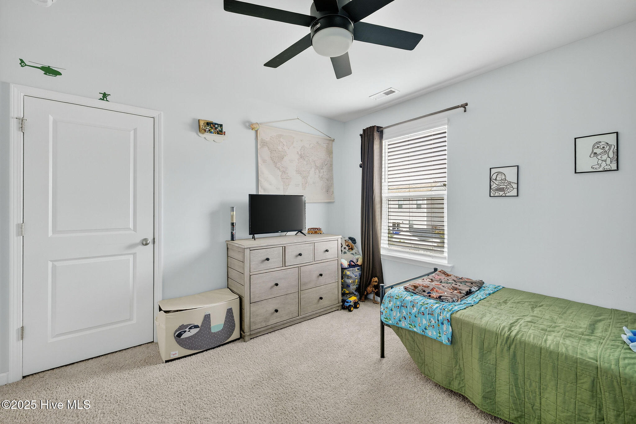 100535181 | Photo 28