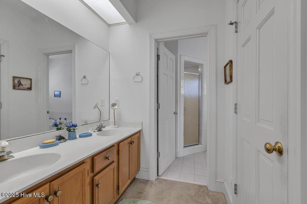 100530645 | Photo 21