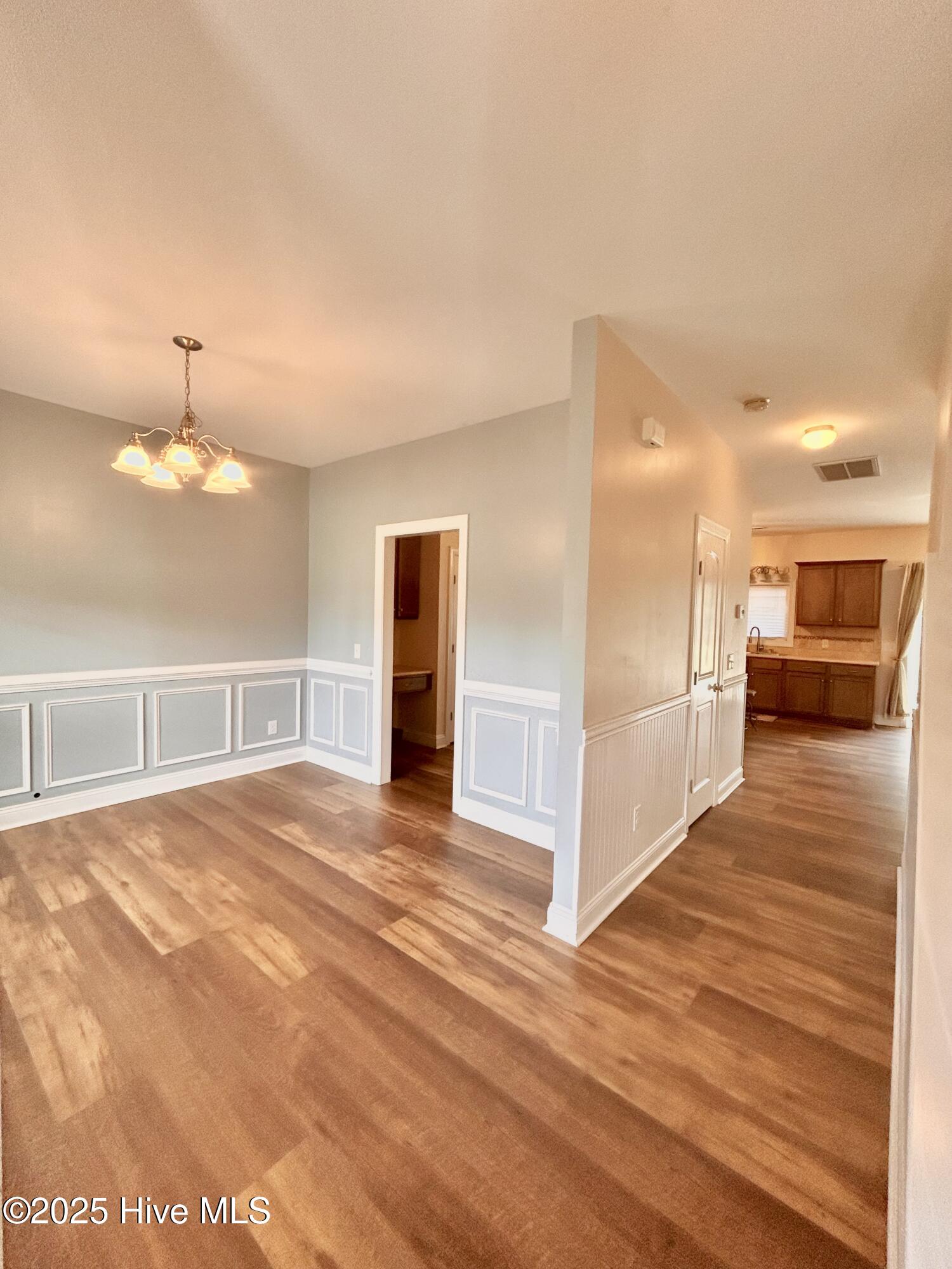 133 Saint Road, Richlands, NC 28574 – photo 10: Entryway