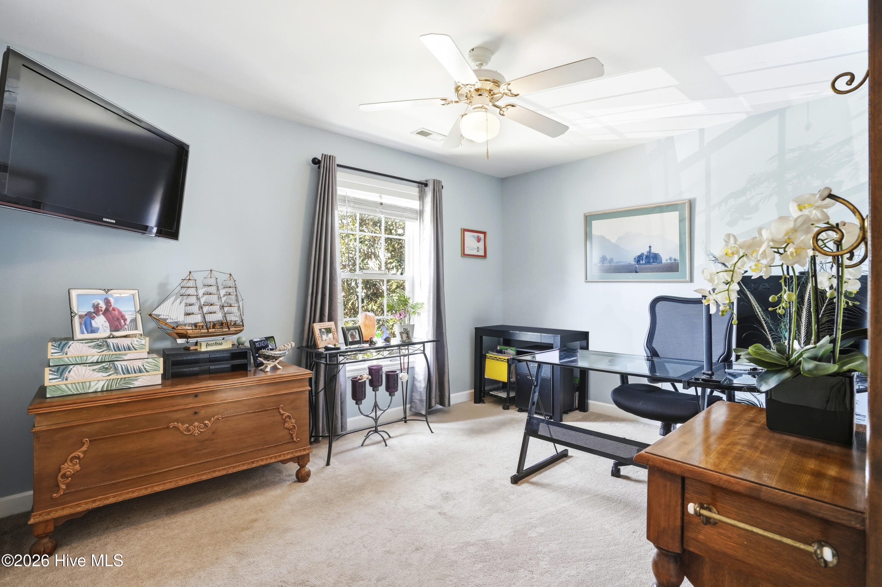 100564419 | Photo 29