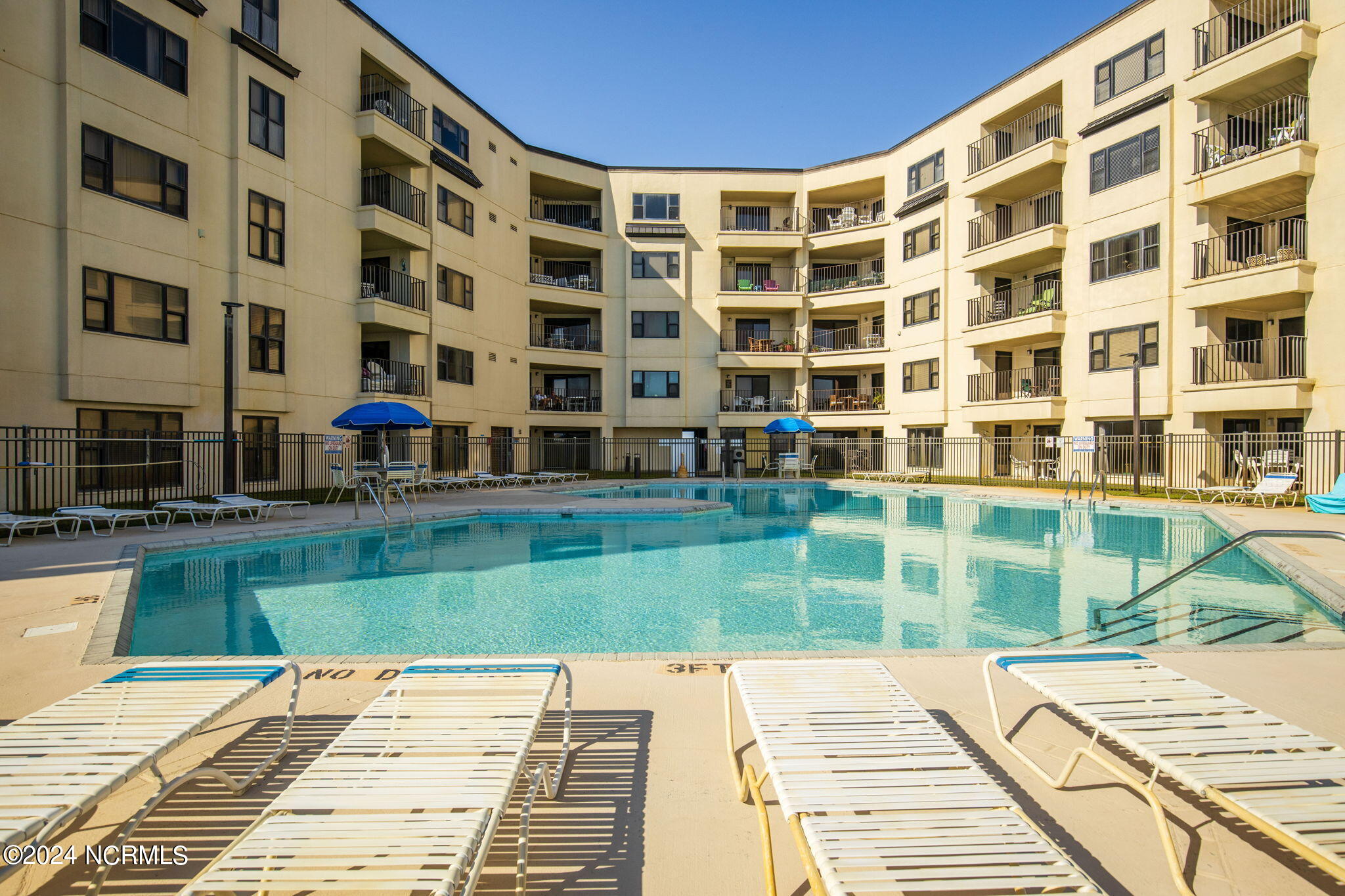 1505 Salter Path Road 304,Indian Beach