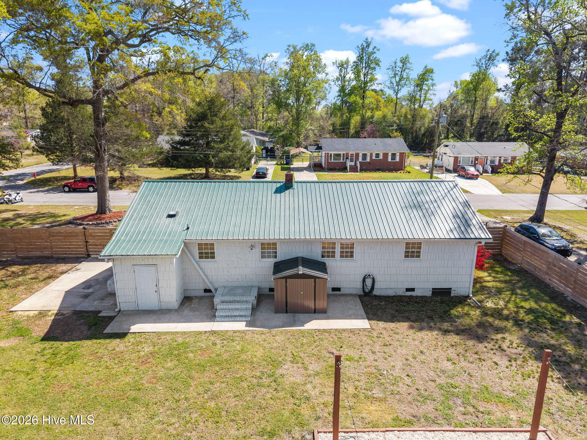 100564380 | Photo 30