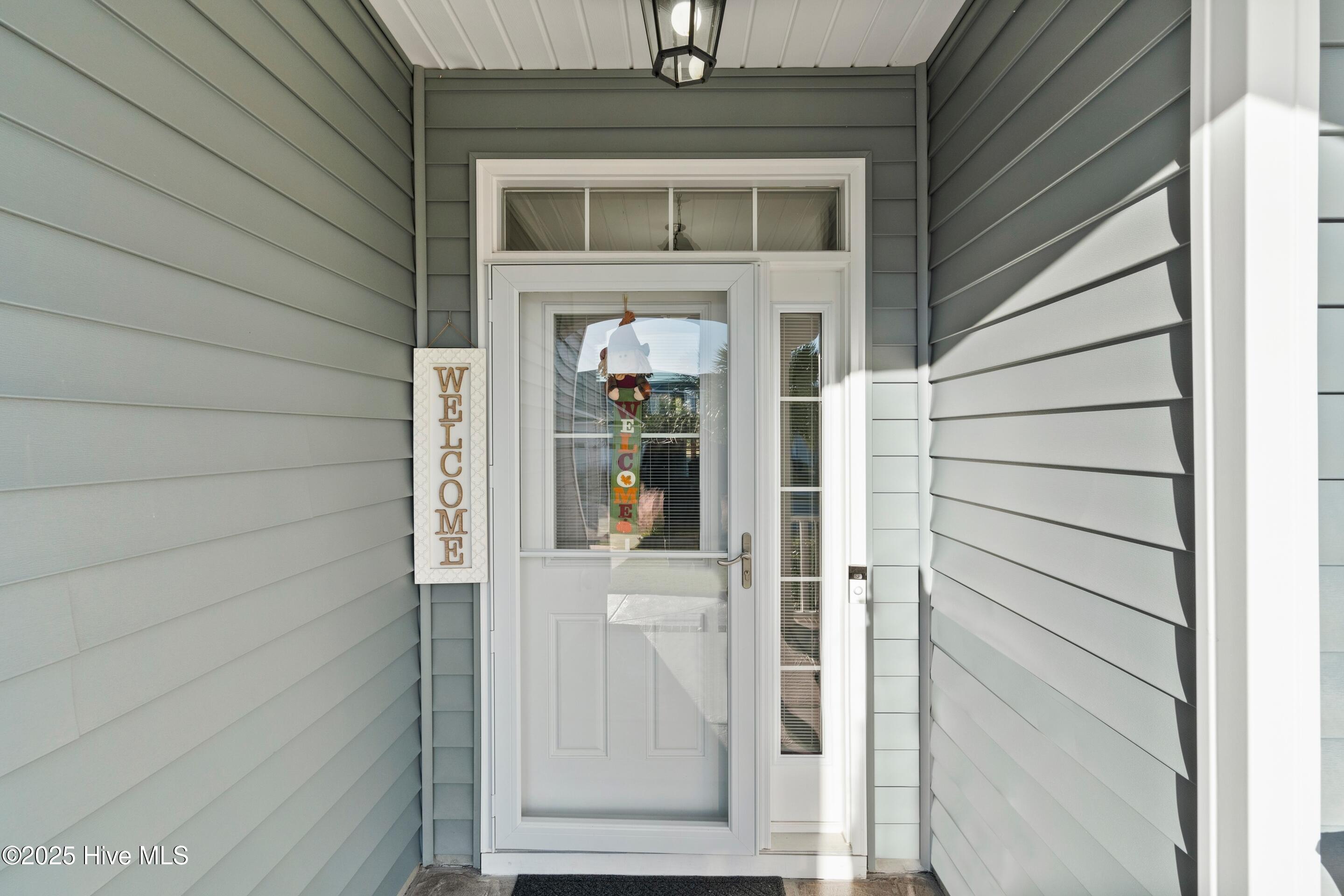 100540800 | Photo 21