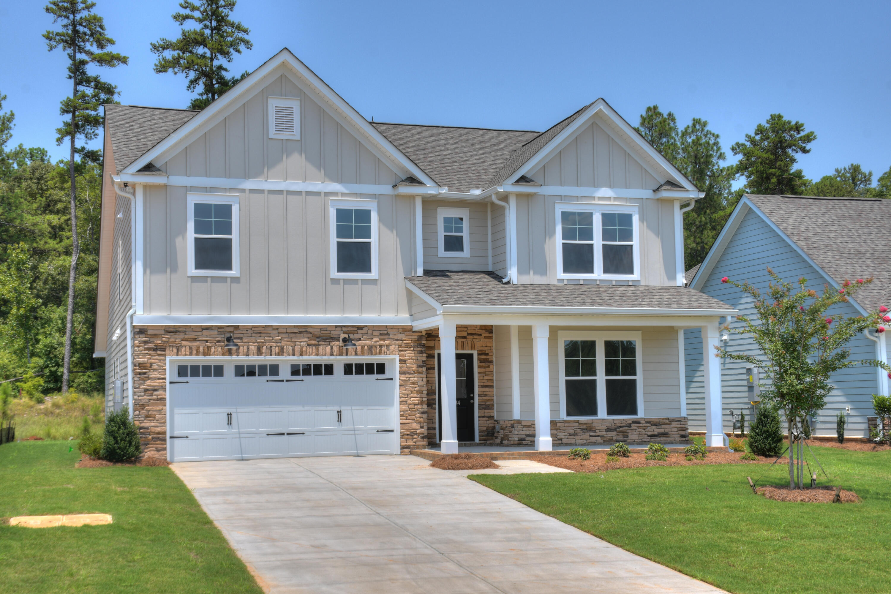 02-102-DON_7494_5_6_7_8