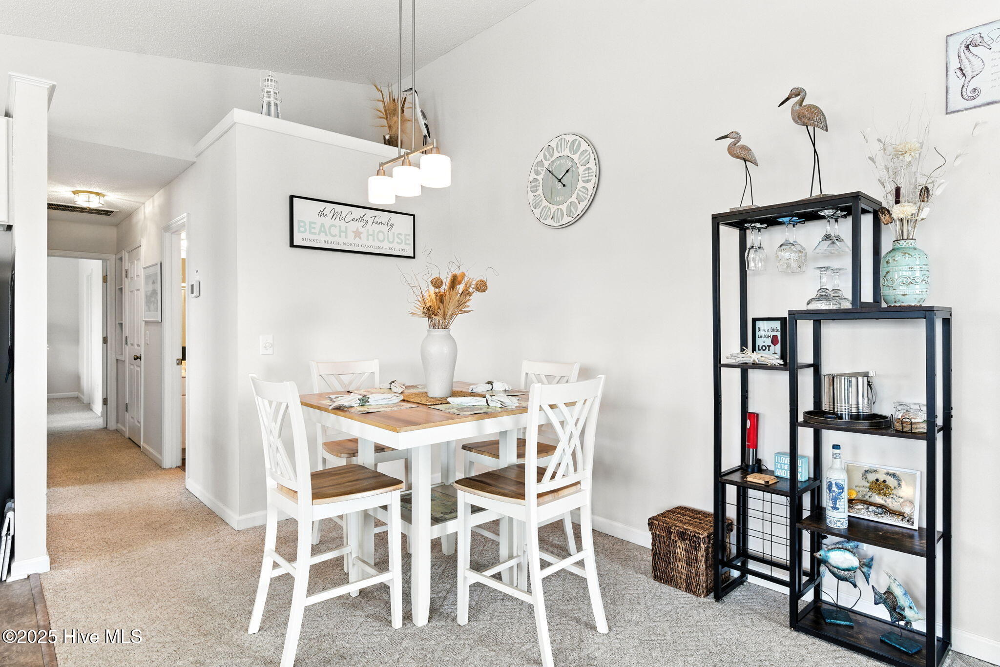 100526138 | Photo 23