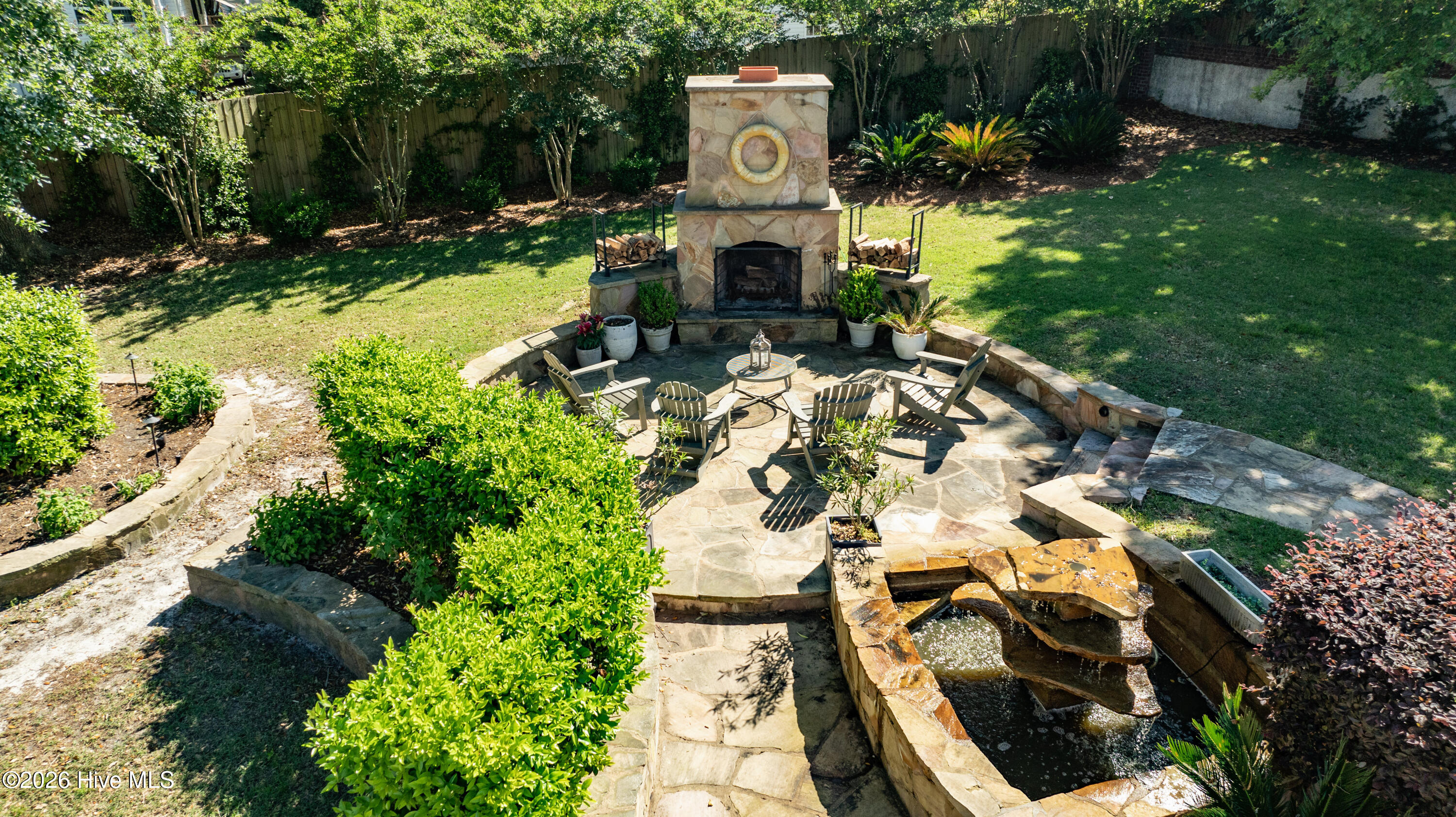 100552686 | Photo 54