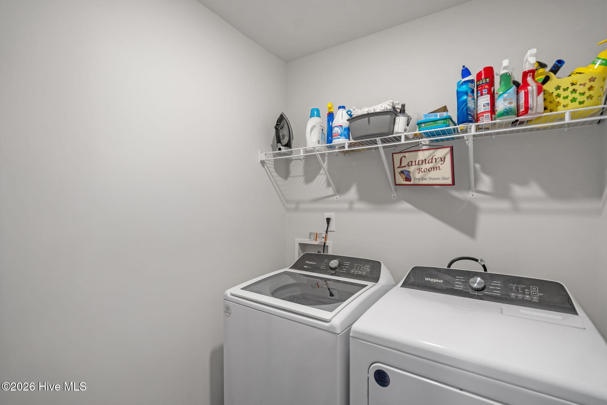 100554763 | Photo 40