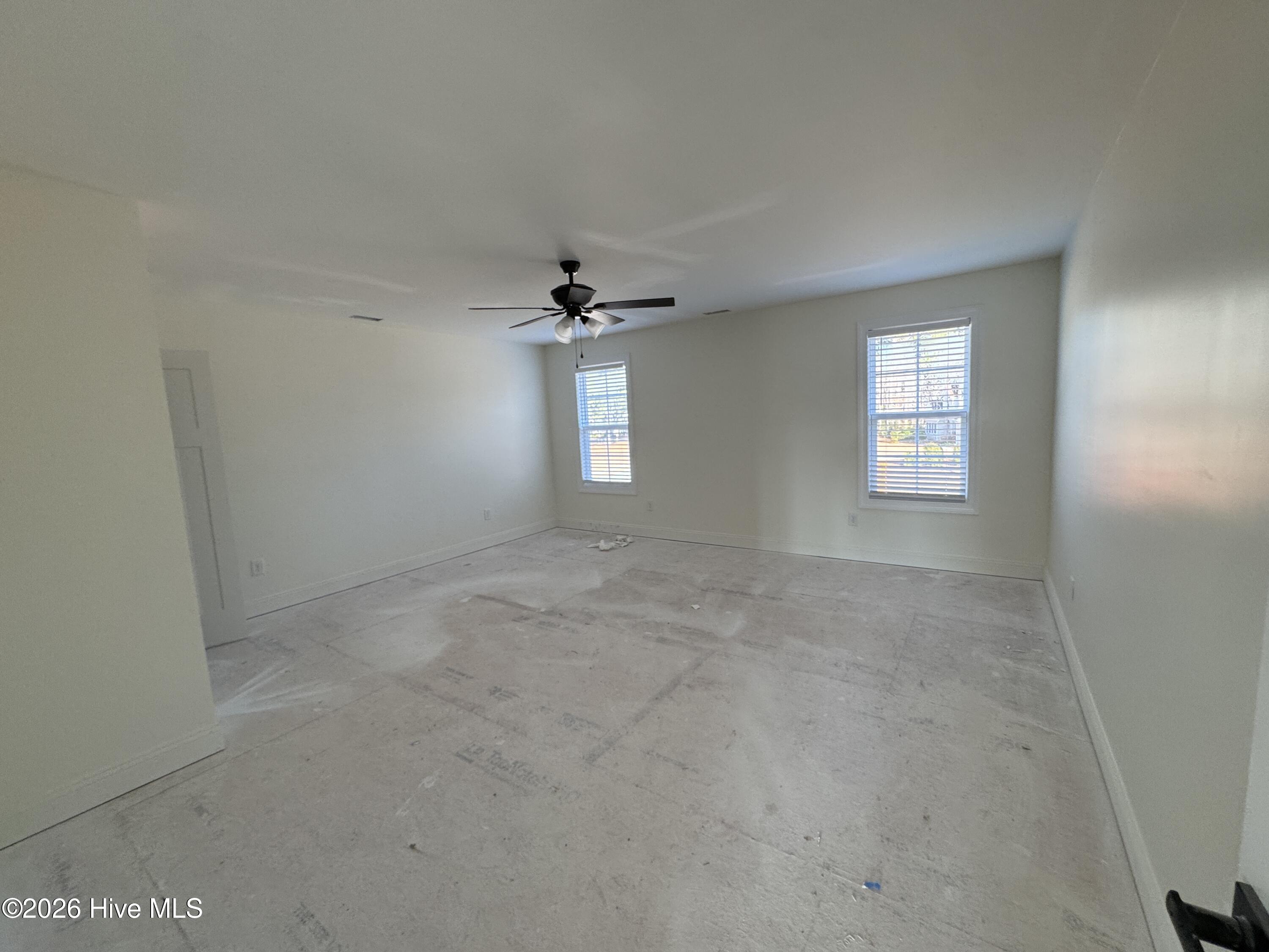 100538150 | Photo 16