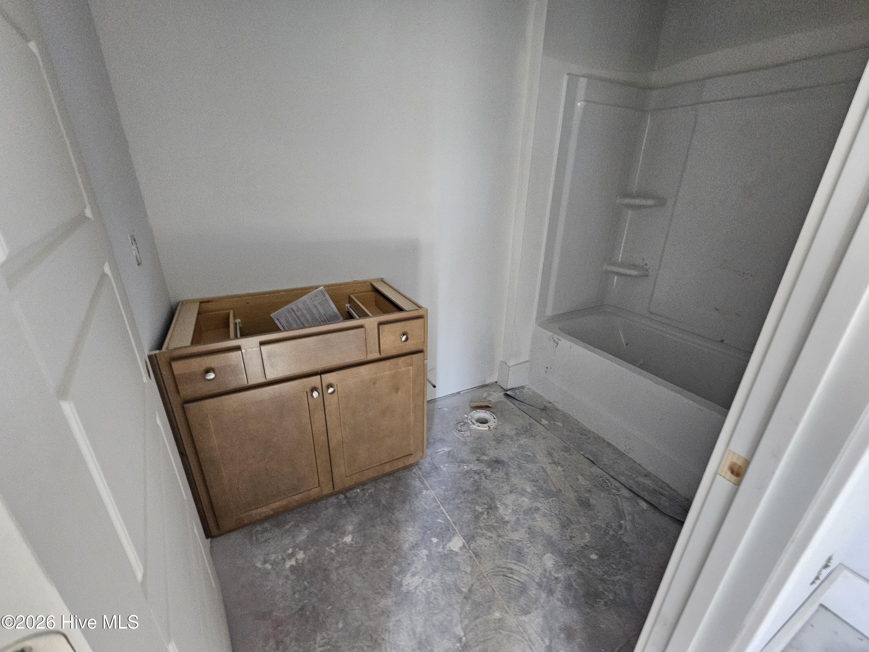 100544380 | Photo 17