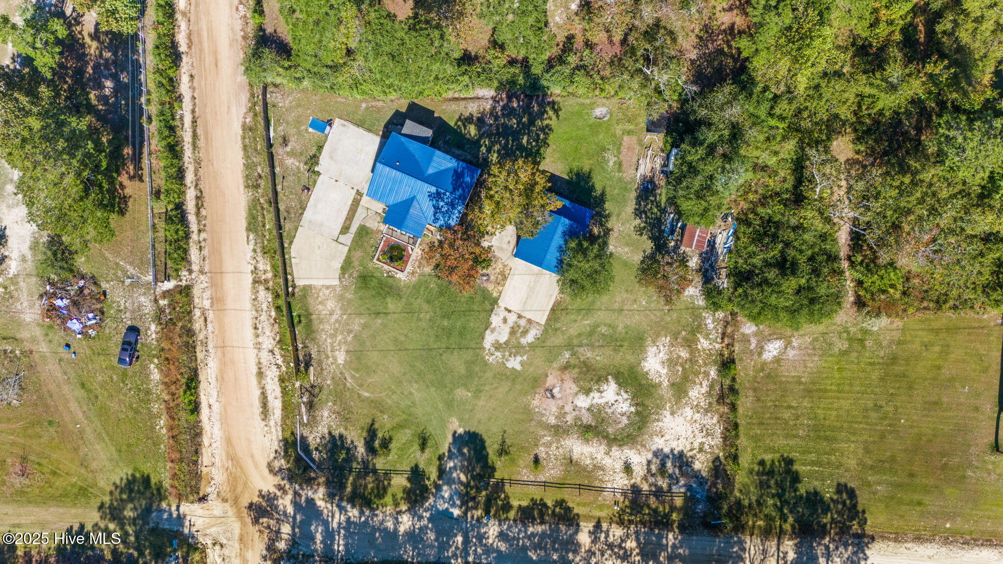 100534083 | Photo 33