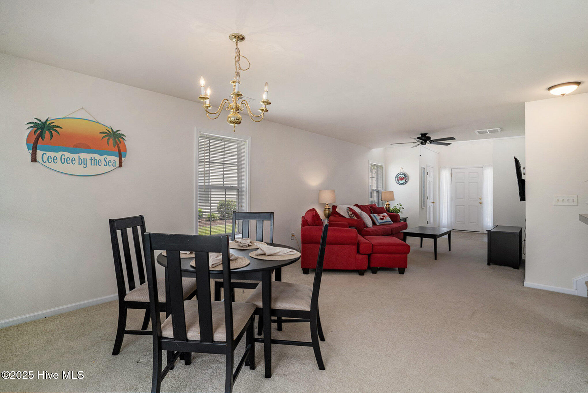 100520247 | Photo 13