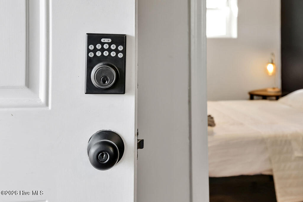 100534500 | Photo 56