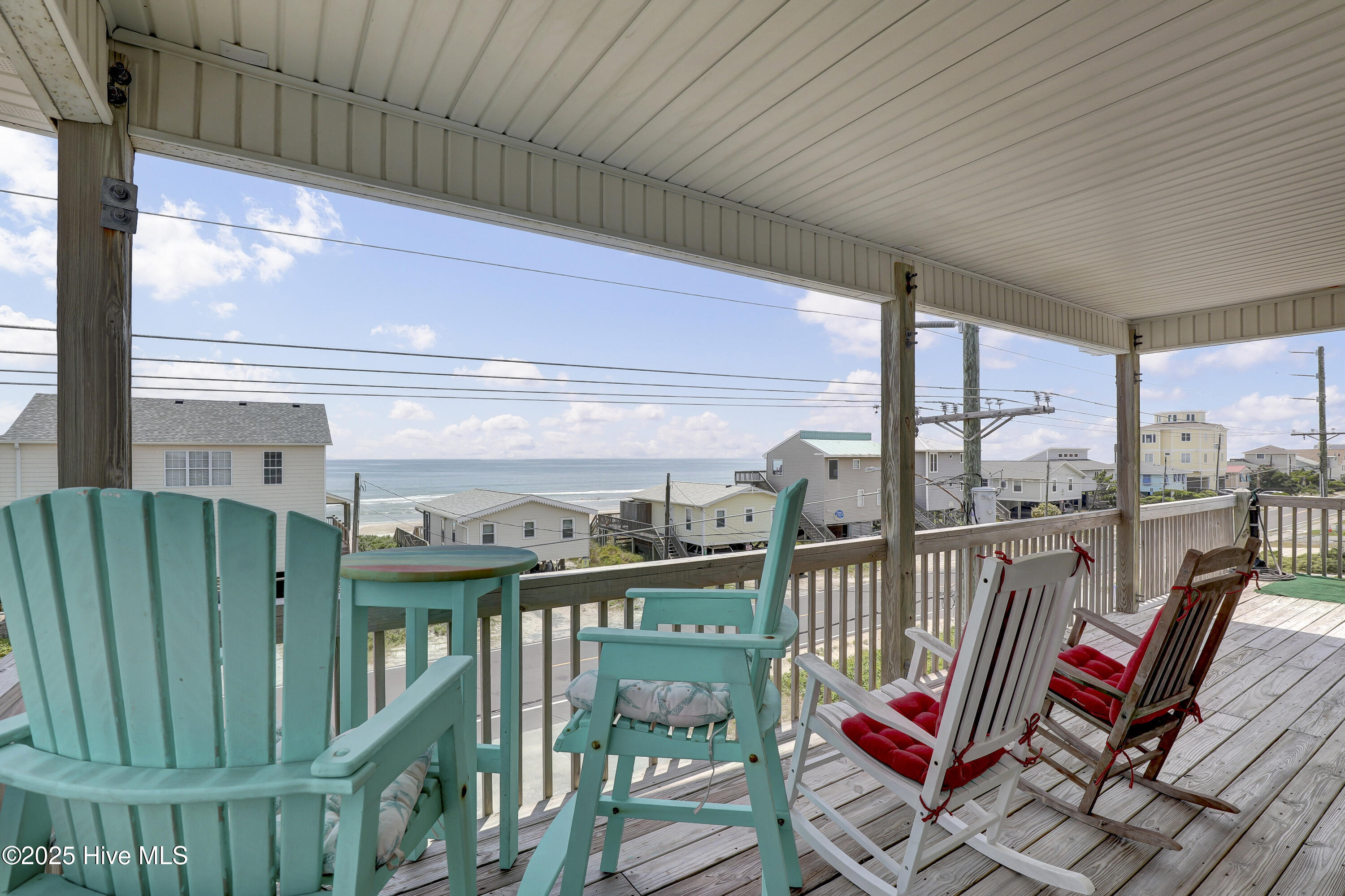 100548712 | Photo 22