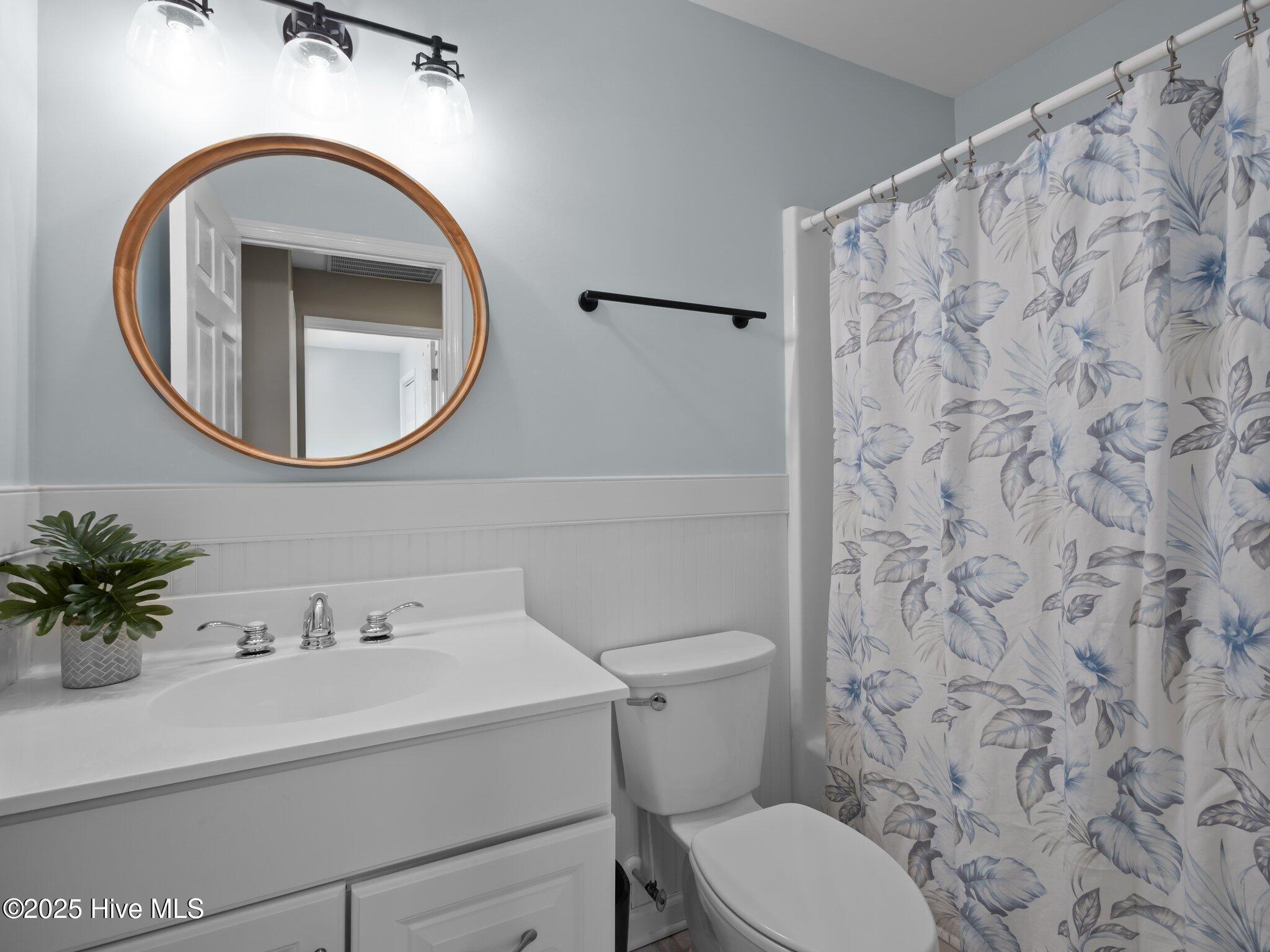 100509024 | Photo 19