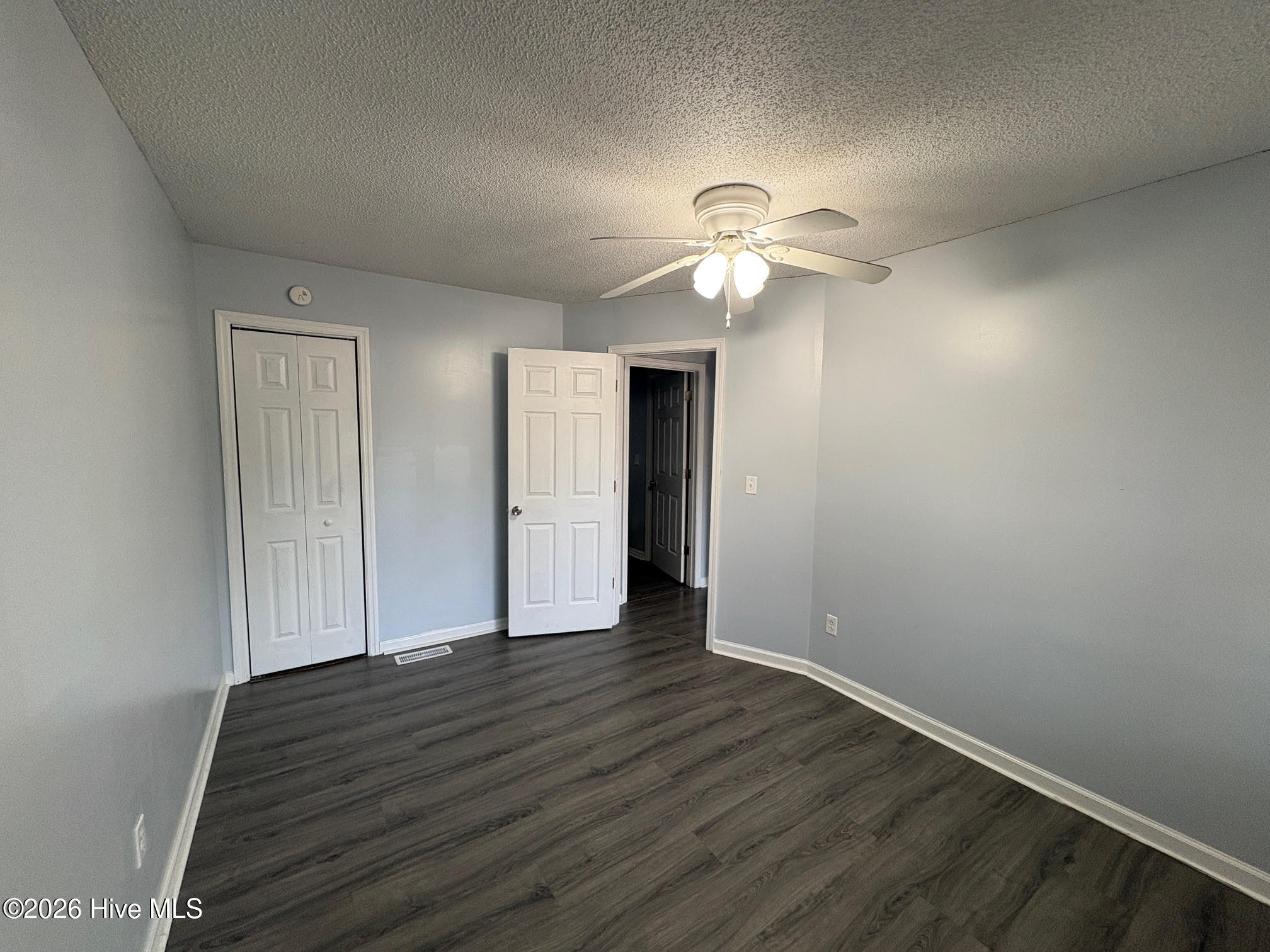 100557287 | Photo 35