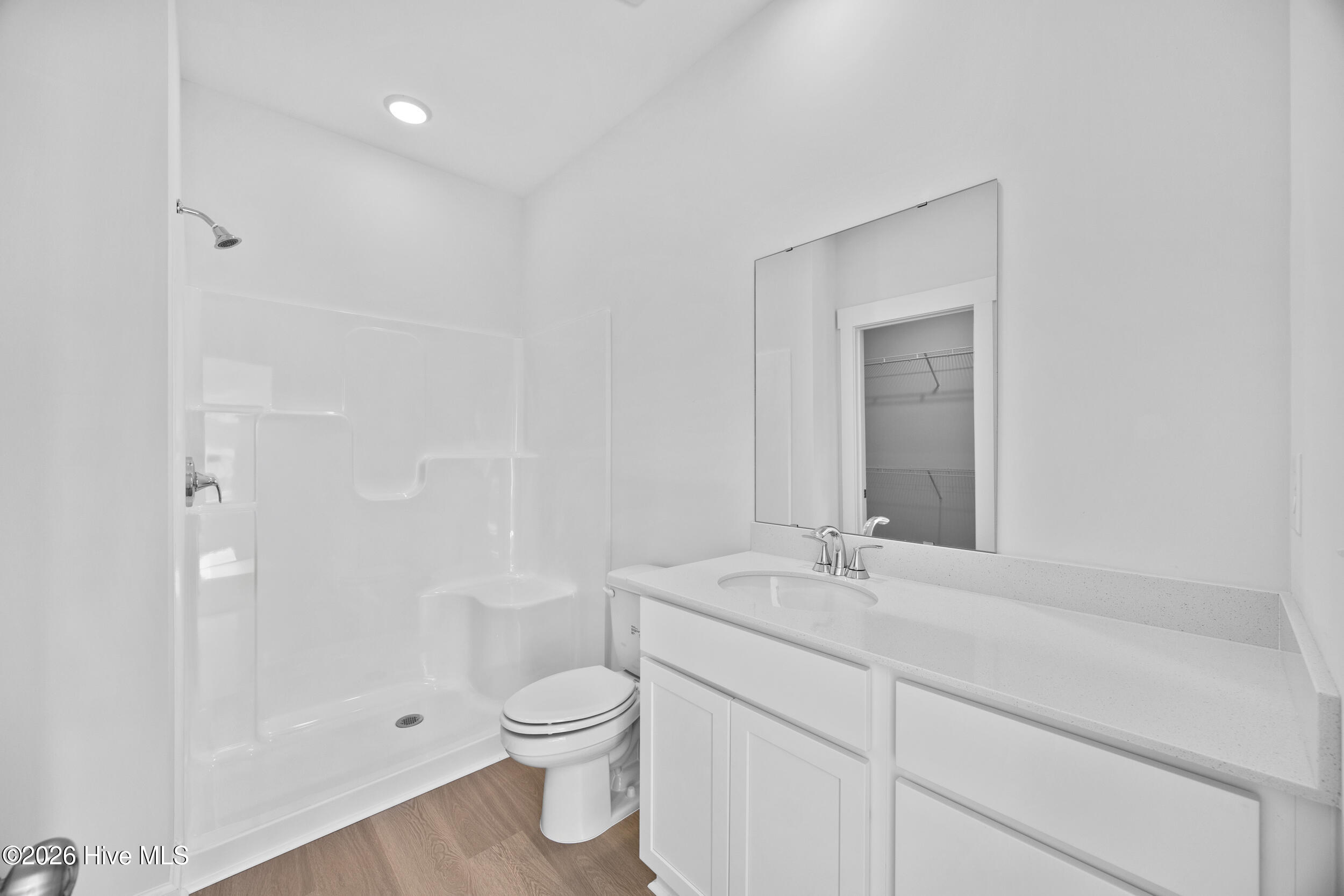 100547264 | Photo 27