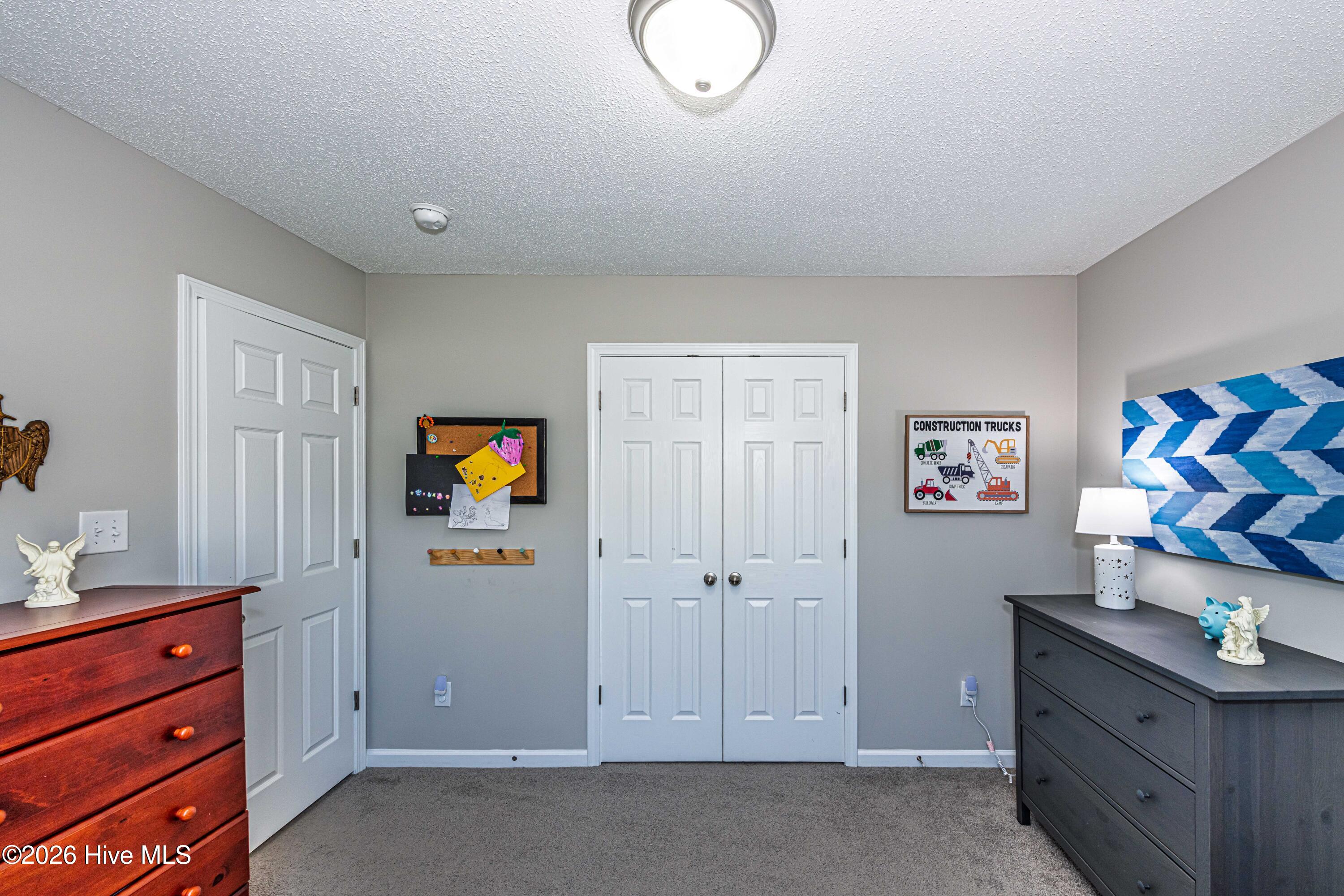 100565701 | Photo 37