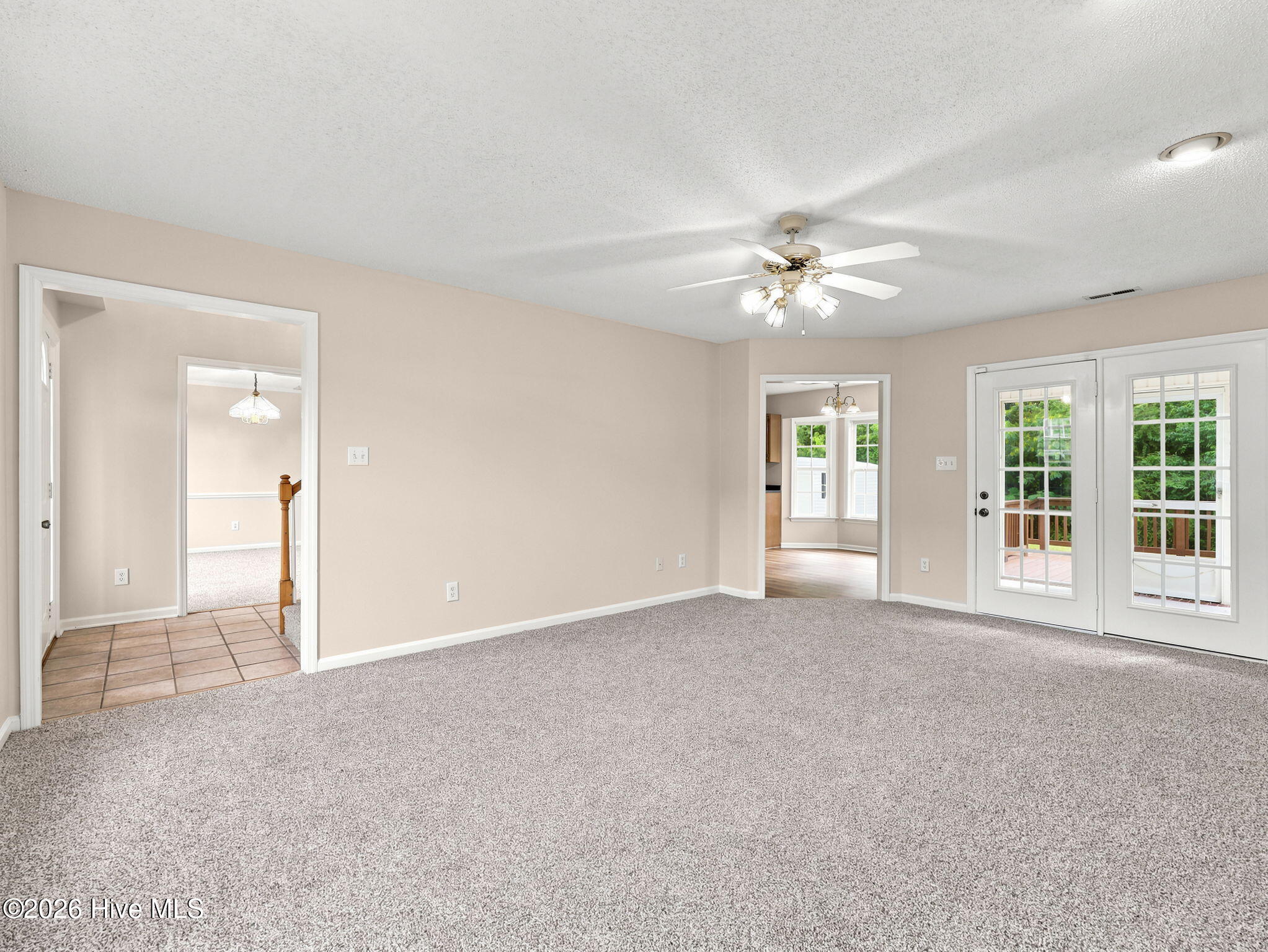 812 Commons Drive N, Jacksonville, NC 28546 – photo 7