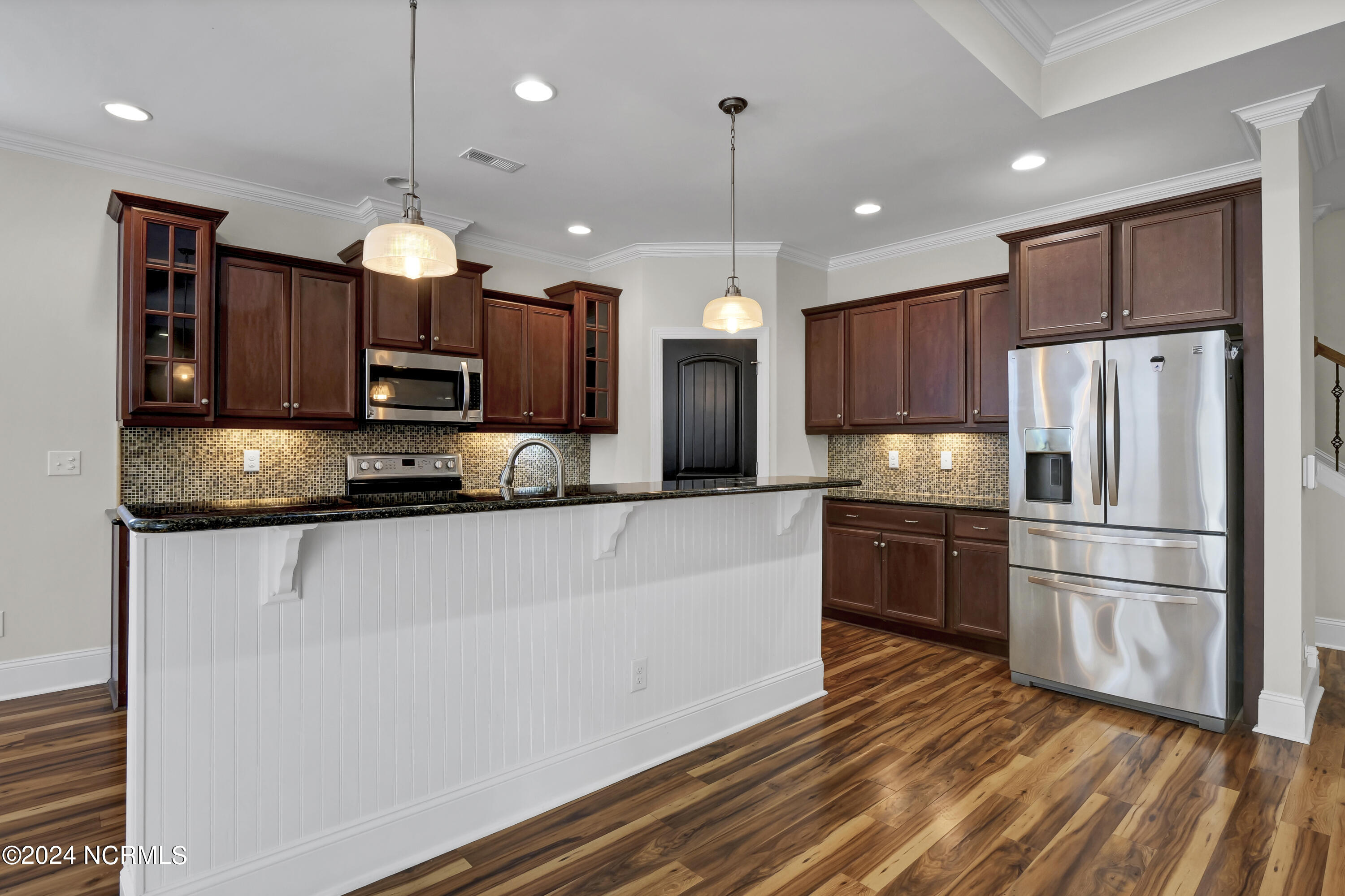 100547498 | Photo 10