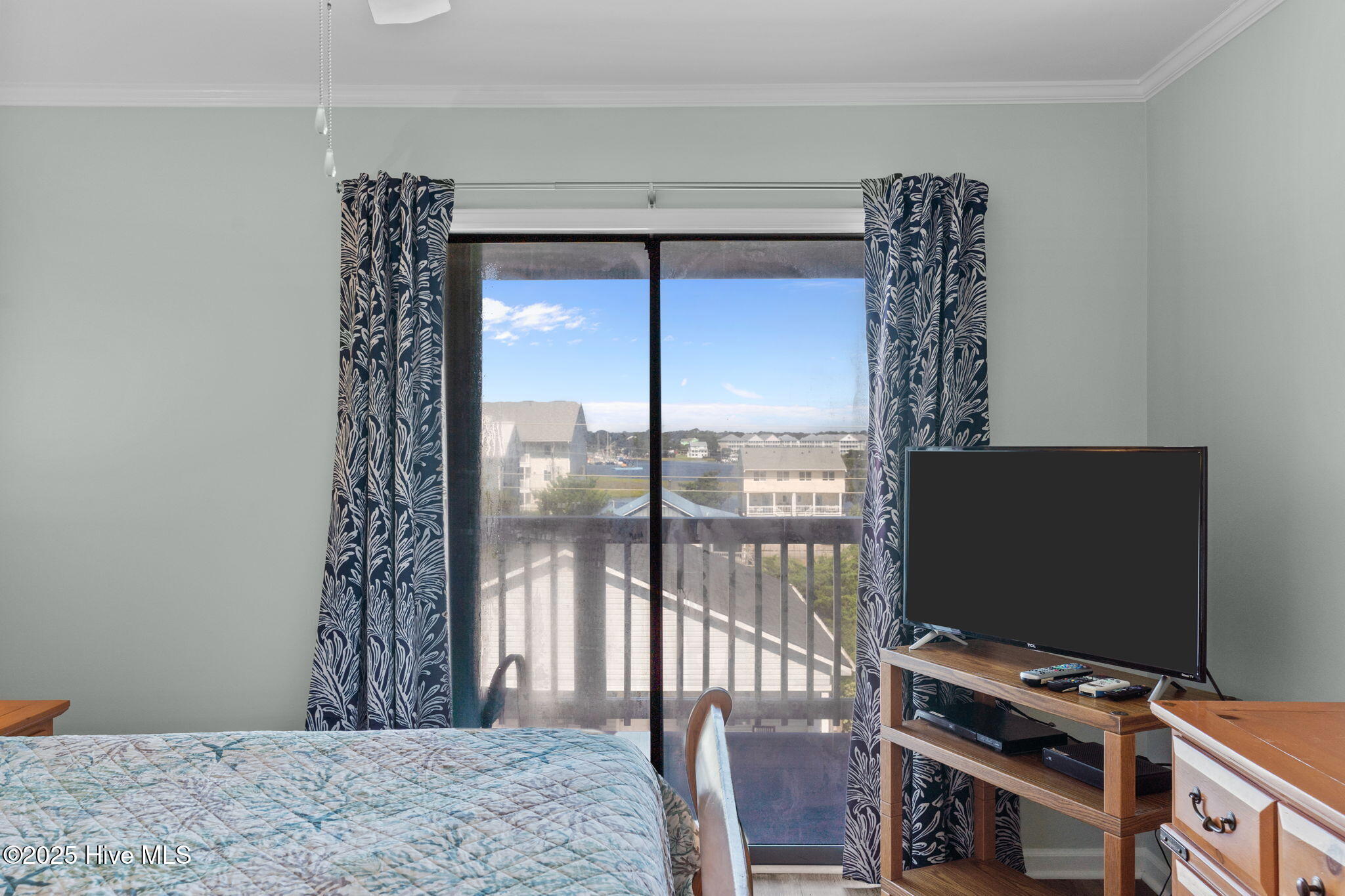 100530762 | Photo 27