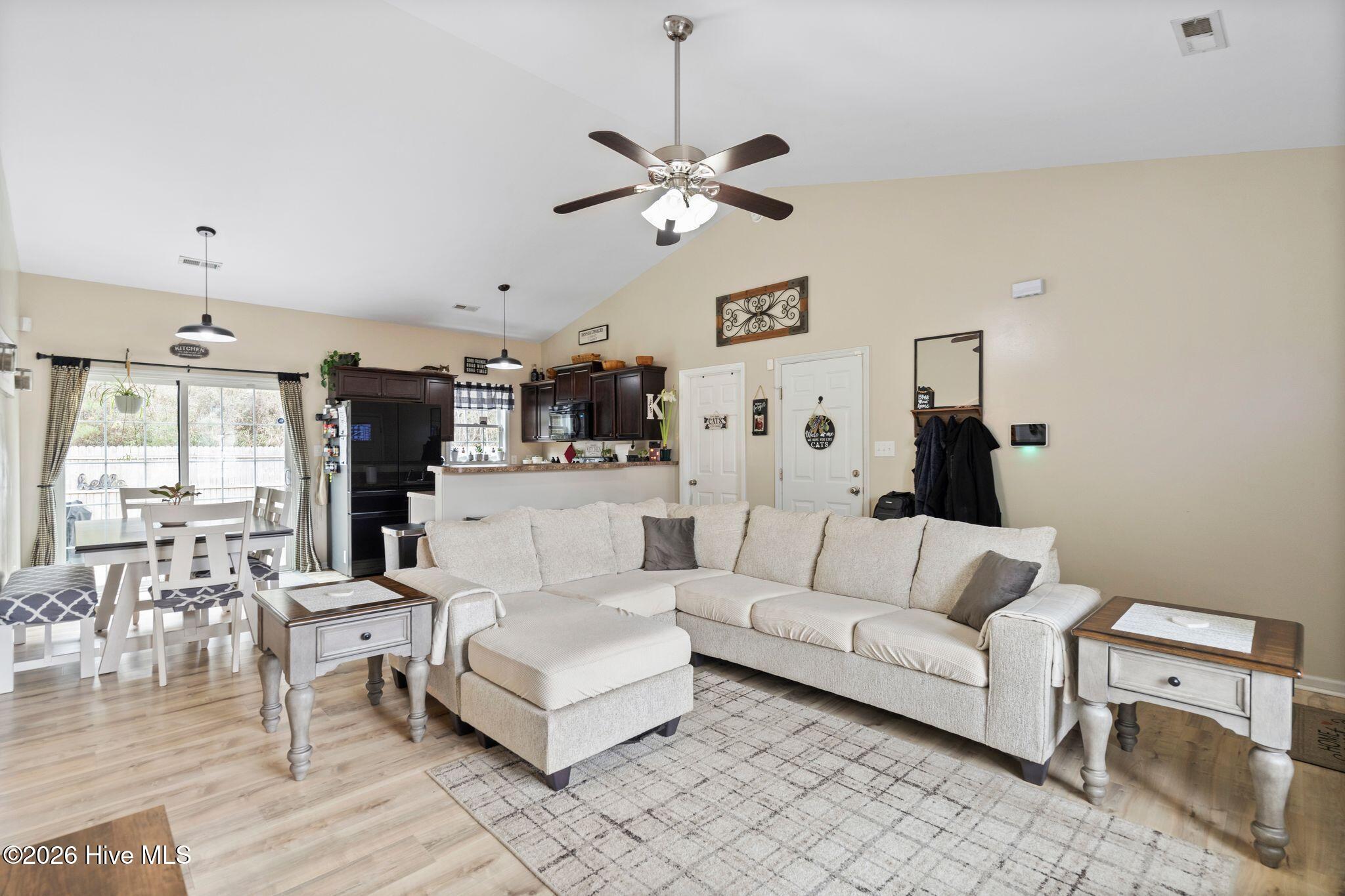 104 Lilac Lane, Richlands, NC, 28574