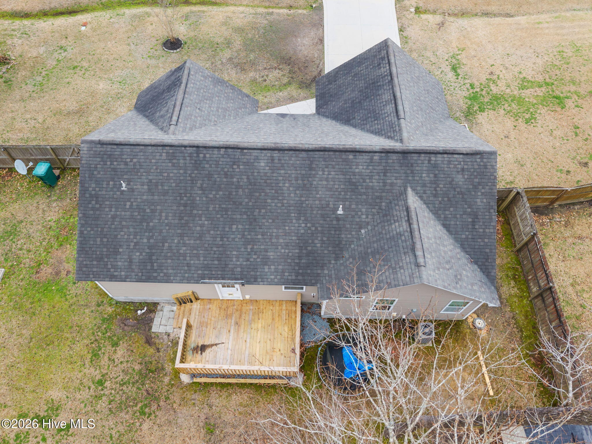 100557959 | Photo 33