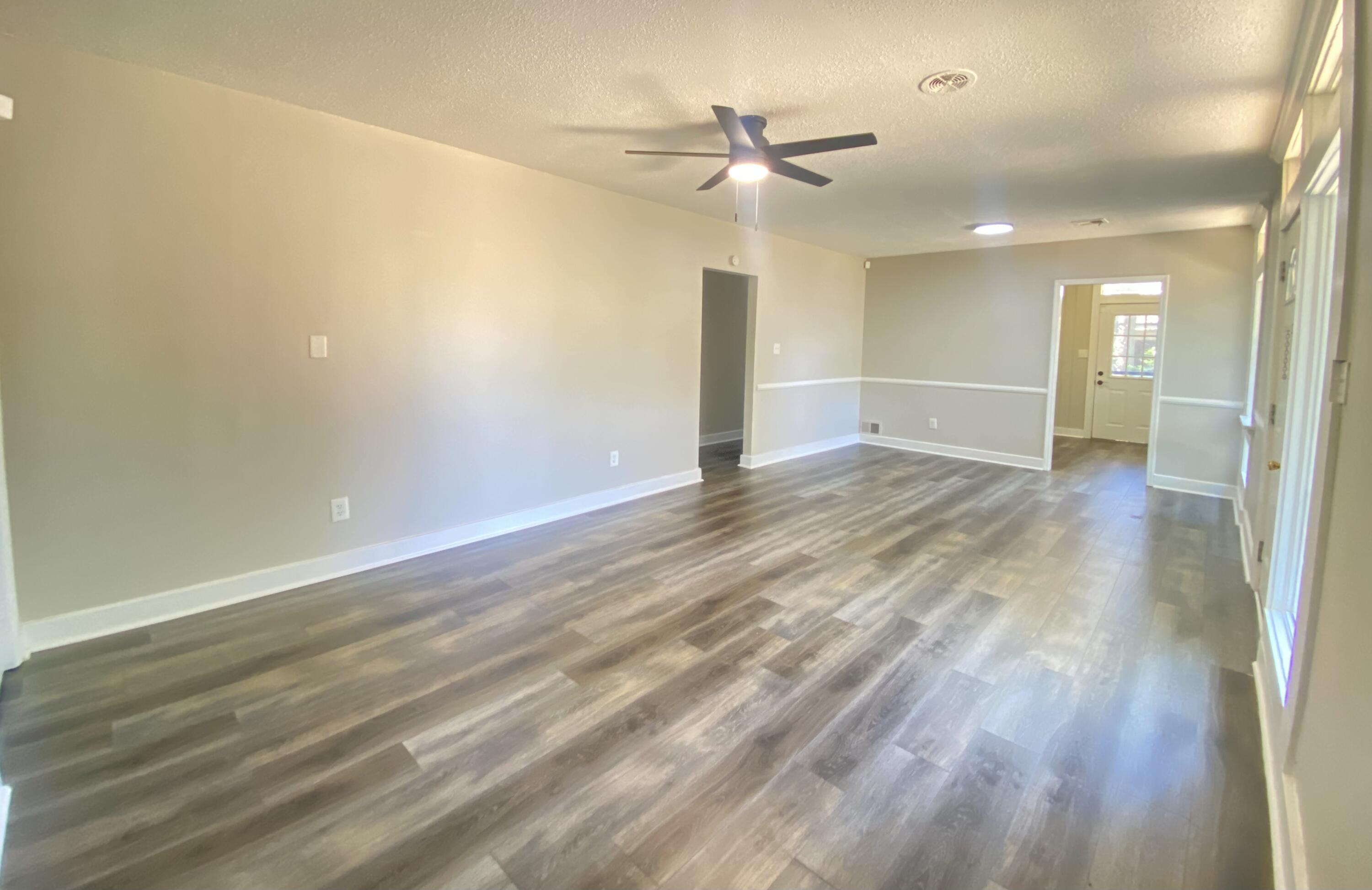 Open Concept Living/Dining Room